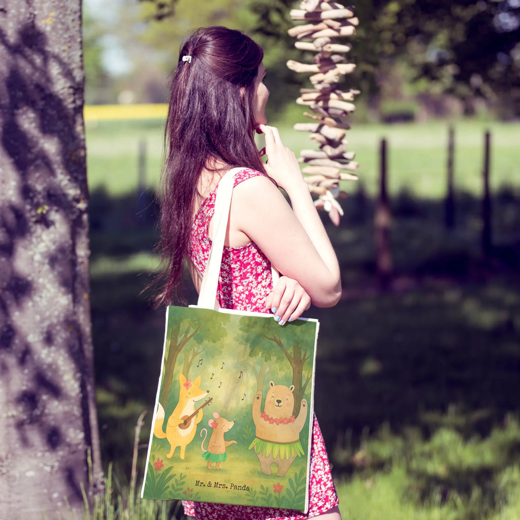 Einkaufstasche Waldtiere Aloha Design Jutetaschen, Tragetasche Mit Motiv, Tragetasche Handgemacht, Leinentasche, Tragetasche Blanko, Tragetasche Bedruckt, Tragetasche Für Alltag, Stofftaschen, Tragetasche Umweltfreundlich, Tragetasche Design, Tragetasche Für Büro, Tragetasche Für Einkäufe, Baumwolltaschen, Tragetasche Für Schule, Leinentaschen, Tragetasche Nachhaltig, Faltbare Tragetasche, Tragetasche Herren, Bunte Tragetasche, Tragetasche Mit Spruch, Tragetasche Mit Henkel, Tragetasche Kinder, Kleine Tragetasche, Baumwolltasche, Große Tragetasche, Stofftasche, Tragetasche, Einkaufstasche, Tragetasche Robust, Tragetasche Wiederverwendbar, Tragetasche Für Bücher, Tragetasche Damen, Einkaufstaschen, Tragetasche Ohne Plastik, Beutel Tasche, Tragetasche Zum Umhängen, Lustige Tragetasche, Tragetasche Modern, Tragetasche Geschenkidee, Tragetasche Waschbar, Tragetasche Vintage, Tragetaschen, Jutetasche, Tiermotive, Gute Laune, lustige Sprüche, Tiere, Lachen, Leben, Waldtiere, Aloha, Igel, Hase, Bär, Tanzen, Wald, Musik