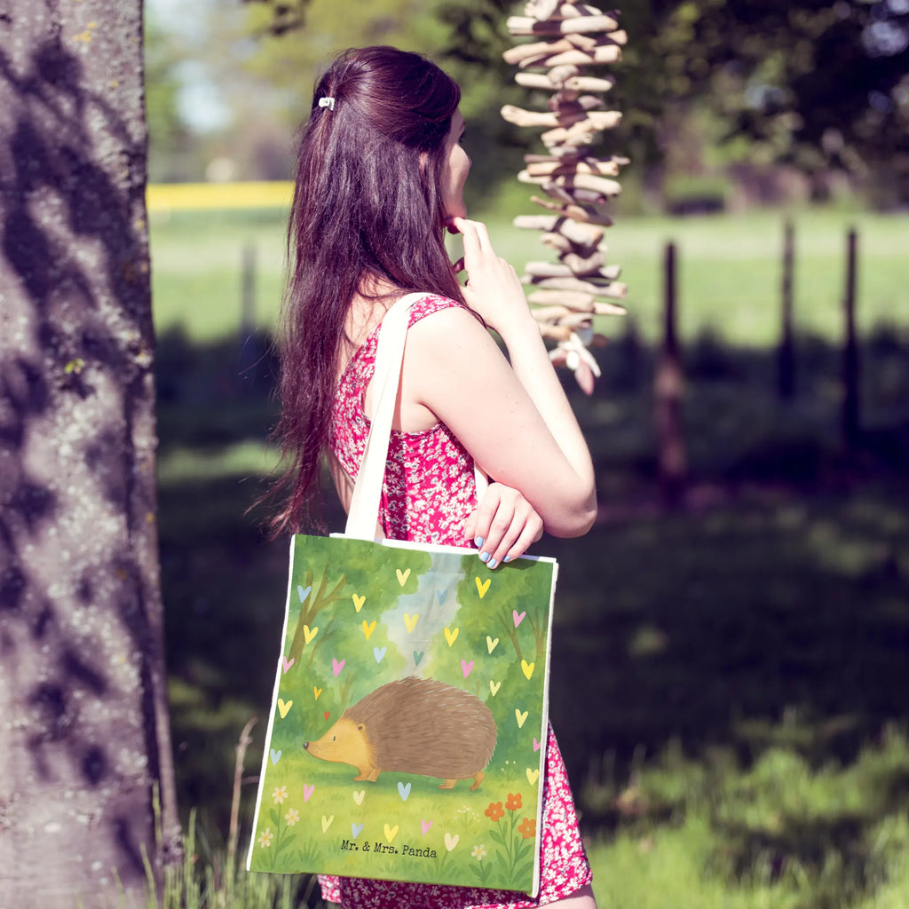 Einkaufstasche Igel Herzen Design Baumwolltasche, Jutetasche, Tragetasche Kinder, Tragetasche Blanko, Einkaufstasche, Tragetasche Waschbar, Tragetasche Wiederverwendbar, Tragetasche Robust, Tragetasche Bedruckt, Tragetasche Mit Motiv, Tragetasche Für Büro, Jutetaschen, Tragetasche Geschenkidee, Tragetasche Herren, Tragetasche Nachhaltig, Tragetasche Ohne Plastik, Tragetasche Für Bücher, Tragetasche Zum Umhängen, Tragetasche Mit Spruch, Tragetaschen, Tragetasche Design, Leinentaschen, Bunte Tragetasche, Tragetasche, Tragetasche Handgemacht, Stofftaschen, Große Tragetasche, Tragetasche Für Schule, Stofftasche, Tragetasche Mit Henkel, Tragetasche Modern, Tragetasche Für Alltag, Faltbare Tragetasche, Kleine Tragetasche, Beutel Tasche, Einkaufstaschen, Tragetasche Für Einkäufe, Tragetasche Umweltfreundlich, Tragetasche Damen, Lustige Tragetasche, Tragetasche Vintage, Baumwolltaschen, Leinentasche, Tiermotive, Gute Laune, lustige Sprüche, Tiere, Liebe, Kuss, Herzen, Igel, Vertrauen, Leben, Herz
