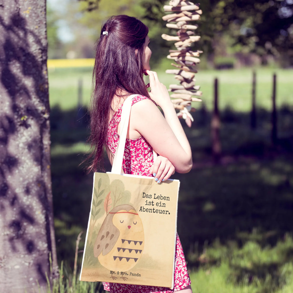 Einkaufstasche Eule Federschmuck Design Große Tragetasche, Stofftaschen, Tragetasche Für Bücher, Einkaufstasche, Tragetasche Mit Motiv, Tragetasche Mit Henkel, Tragetasche Zum Umhängen, Tragetasche Für Einkäufe, Leinentaschen, Faltbare Tragetasche, Tragetasche Für Alltag, Stofftasche, Tragetasche Ohne Plastik, Baumwolltasche, Tragetasche Modern, Tragetasche Für Büro, Tragetasche Für Schule, Tragetasche Umweltfreundlich, Baumwolltaschen, Tragetasche Design, Tragetasche Waschbar, Kleine Tragetasche, Tragetasche Handgemacht, Tragetasche Blanko, Tragetasche Mit Spruch, Tragetasche Robust, Tragetasche Geschenkidee, Tragetasche Herren, Einkaufstaschen, Jutetaschen, Leinentasche, Tragetasche Vintage, Lustige Tragetasche, Jutetasche, Tragetasche Kinder, Tragetasche Nachhaltig, Beutel Tasche, Tragetasche Bedruckt, Bunte Tragetasche, Tragetasche Wiederverwendbar, Tragetasche Damen, Tragetasche, Tragetaschen, Eule, Eule Deko, Federschmuck, Das Leben ist ein Abenteuer, Owl, Reisespruch, Dekoration