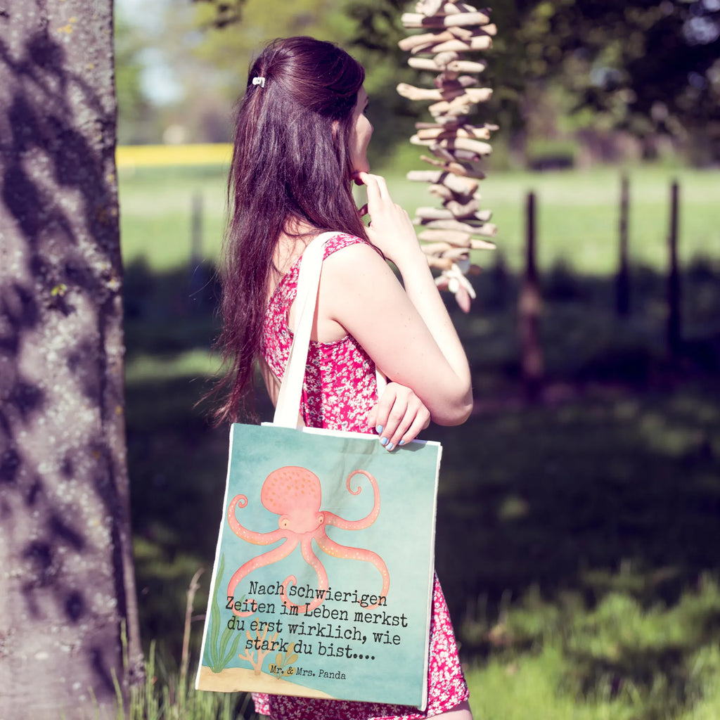 Einkaufstasche Tintenfisch Design Stofftaschen, Tragetasche Robust, Tragetasche Vintage, Leinentasche, Tragetasche Für Schule, Baumwolltasche, Tragetasche Umweltfreundlich, Faltbare Tragetasche, Stofftasche, Tragetasche Bedruckt, Bunte Tragetasche, Tragetasche, Tragetasche Mit Spruch, Tragetasche Wiederverwendbar, Tragetasche Mit Henkel, Tragetasche Ohne Plastik, Tragetasche Modern, Tragetasche Waschbar, Tragetasche Für Bücher, Tragetasche Mit Motiv, Tragetasche Geschenkidee, Tragetaschen, Jutetaschen, Lustige Tragetasche, Einkaufstaschen, Tragetasche Blanko, Tragetasche Nachhaltig, Tragetasche Design, Jutetasche, Kleine Tragetasche, Tragetasche Damen, Tragetasche Für Einkäufe, Einkaufstasche, Tragetasche Handgemacht, Baumwolltaschen, Leinentaschen, Tragetasche Für Alltag, Tragetasche Für Büro, Tragetasche Kinder, Beutel Tasche, Tragetasche Herren, Große Tragetasche, Tragetasche Zum Umhängen, Tiermotive, Gute Laune, lustige Sprüche, Tiere, Wasser, Tintenfisch, Meer, Meerestier, Arme, Ozean, Krake