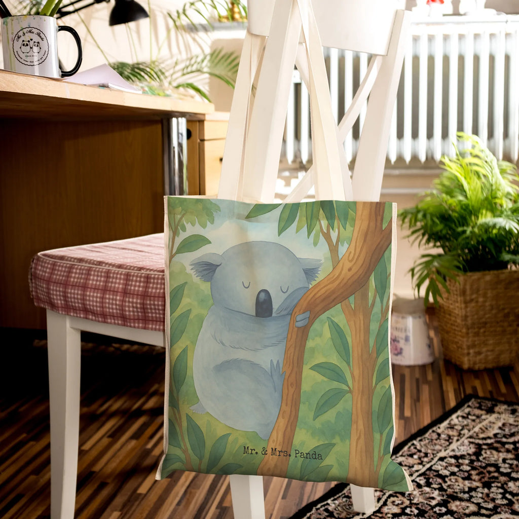 Einkaufstasche Koalabär Design Jutetaschen, Tragetasche Mit Henkel, Tragetasche Für Büro, Tragetasche Für Schule, Tragetasche Nachhaltig, Einkaufstasche, Einkaufstaschen, Tragetaschen, Stofftasche, Tragetasche Zum Umhängen, Tragetasche Herren, Baumwolltaschen, Tragetasche Damen, Tragetasche Design, Tragetasche Blanko, Baumwolltasche, Tragetasche Ohne Plastik, Tragetasche Bedruckt, Tragetasche Für Alltag, Beutel Tasche, Kleine Tragetasche, Tragetasche Robust, Tragetasche Umweltfreundlich, Große Tragetasche, Tragetasche Mit Spruch, Lustige Tragetasche, Leinentasche, Tragetasche Modern, Leinentaschen, Jutetasche, Tragetasche Für Bücher, Tragetasche Geschenkidee, Tragetasche Für Einkäufe, Stofftaschen, Tragetasche Kinder, Bunte Tragetasche, Tragetasche Waschbar, Tragetasche Wiederverwendbar, Tragetasche Mit Motiv, Tragetasche Handgemacht, Tragetasche, Tragetasche Vintage, Faltbare Tragetasche, Tiermotive, Gute Laune, lustige Sprüche, Tiere, Bär, Koalabär, träumen, Schlafzimmer, schlafen, Koala, Traumland, Traum