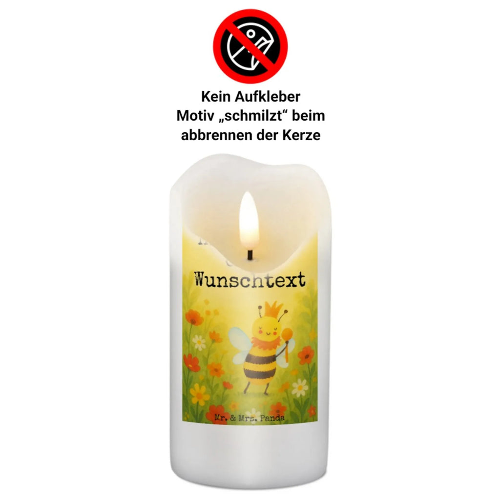 Personalisierte Kerze Biene König Design Kerze Mit Namen, Duftkerze Mit Namen, Weihnachtskerze Mit Namensgravur, Kerzen-Set Mit Namensgravur, Tafelkerze Mit Wunschname, LED-Kerze Mit Wunschname, Bienenwachskerze Mit Wunschname, Bio-Kerze Mit Wunschname, Teelicht Mit Namensdruck, Firmungskerze Mit Wunschname, Kerze Für Geburtstag Mit Wunschname, Handgegossene Kerze Mit Namen, Metall-Kerze Mit Namensgravur, Handgemachte Kerze Mit Wunschname, Stearinkerze Mit Gravur, Adventskerze Mit Wunschname, Kerze Für Hochzeit Mit Namensgravur, Kerze Mit Spruch Und Namen, Streukerze Mit Namensdruck, Schwimmkerze Mit Namen, Kerze Mit Prägung Und Wunschname, Gedenkkerze Mit Namen, Blockkerze Mit Namensdruck, Grabkerze Mit Namensgravur, Taufekerze Mit Namensgravur, Osterkerze Mit Namen, Gartenkerze Mit Namen, Glas-Kerze Mit Wunschname, Sojawachskerze Mit Namensdruck, Stabkerze Mit Gravur, Personalisierte Kerze, Holz-Kerze Mit Namen, Votivkerze Mit Wunschname, Stumpenkerze Mit Namensgravur, Laternenkerze Mit Namensdruck, Fair-Trade-Kerze Mit Namensgravur, Outdoor-Kerze Mit Namensgravur, Gastgeschenk Kerze Mit Namen, Andachtskerze Mit Namensgravur, Tischkerze Mit Namensdruck, Trauerkerze Mit Namen, Kommunionkerze Mit Namen, Biene, Wespe, Hummel