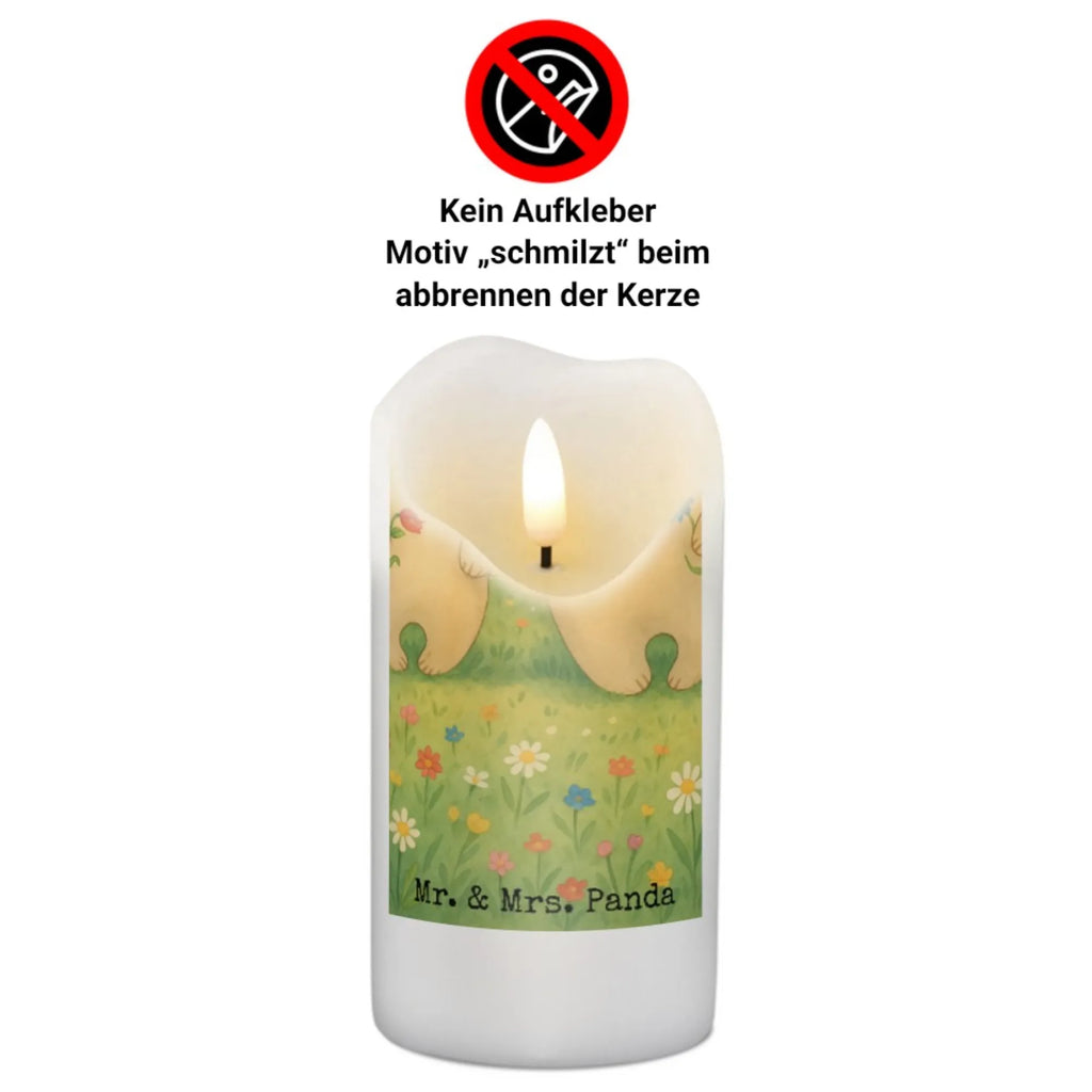 Personalisierte Kerze Bären mit Blumenkranz Design Tafelkerze Mit Wunschname, Osterkerze Mit Namen, Duftkerze Mit Namen, Stumpenkerze Mit Namensgravur, Metall-Kerze Mit Namensgravur, Kerze Mit Namen, Votivkerze Mit Wunschname, Stearinkerze Mit Gravur, Adventskerze Mit Wunschname, Stabkerze Mit Gravur, Gastgeschenk Kerze Mit Namen, Teelicht Mit Namensdruck, Trauerkerze Mit Namen, Andachtskerze Mit Namensgravur, Bienenwachskerze Mit Wunschname, Kerzen-Set Mit Namensgravur, LED-Kerze Mit Wunschname, Fair-Trade-Kerze Mit Namensgravur, Laternenkerze Mit Namensdruck, Handgemachte Kerze Mit Wunschname, Tischkerze Mit Namensdruck, Kerze Mit Prägung Und Wunschname, Gartenkerze Mit Namen, Taufekerze Mit Namensgravur, Glas-Kerze Mit Wunschname, Weihnachtskerze Mit Namensgravur, Blockkerze Mit Namensdruck, Firmungskerze Mit Wunschname, Bio-Kerze Mit Wunschname, Kerze Für Hochzeit Mit Namensgravur, Kerze Für Geburtstag Mit Wunschname, Sojawachskerze Mit Namensdruck, Streukerze Mit Namensdruck, Personalisierte Kerze, Holz-Kerze Mit Namen, Kerze Mit Spruch Und Namen, Schwimmkerze Mit Namen, Kommunionkerze Mit Namen, Grabkerze Mit Namensgravur, Outdoor-Kerze Mit Namensgravur, Handgegossene Kerze Mit Namen, Gedenkkerze Mit Namen, Familie, Vatertag, Muttertag, Bruder, Schwester, Mama, Papa, Oma, Opa, Family, Kinder, Bären, Mutter, Kind, Geschenk Mama. Muttertag, Mami, beste Mutter, Lieblingsmama, Bär, weltbeste Mama, Mutti, Töchter, Vorbild, Lieblingsmensch, Tochter