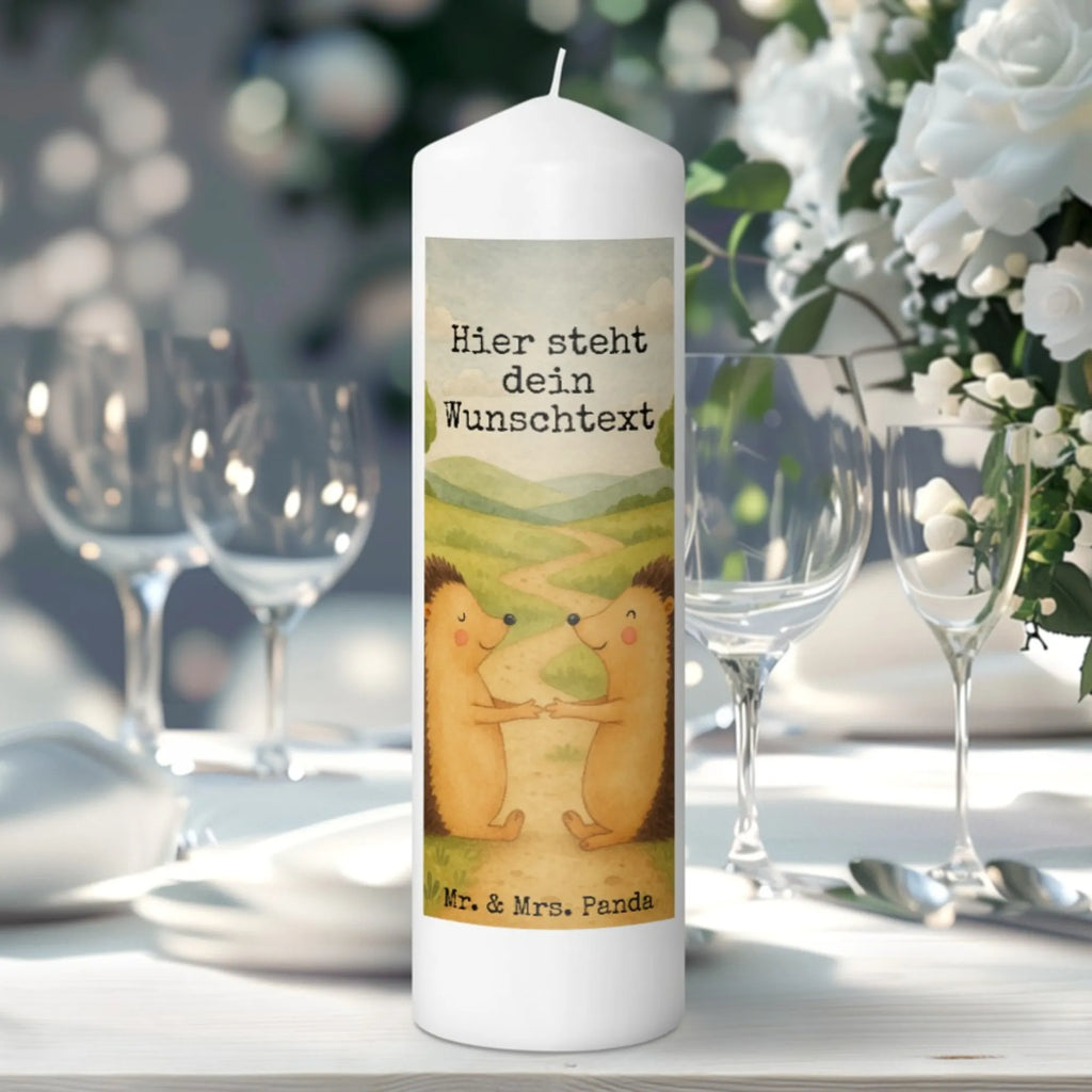 Personalisierte Kerze Igel Liebe Design Osterkerze Mit Namen, LED-Kerze Mit Wunschname, Adventskerze Mit Wunschname, Votivkerze Mit Wunschname, Gedenkkerze Mit Namen, Kerze Für Geburtstag Mit Wunschname, Blockkerze Mit Namensdruck, Kerze Mit Spruch Und Namen, Firmungskerze Mit Wunschname, Metall-Kerze Mit Namensgravur, Fair-Trade-Kerze Mit Namensgravur, Outdoor-Kerze Mit Namensgravur, Schwimmkerze Mit Namen, Stumpenkerze Mit Namensgravur, Grabkerze Mit Namensgravur, Tafelkerze Mit Wunschname, Tischkerze Mit Namensdruck, Glas-Kerze Mit Wunschname, Taufekerze Mit Namensgravur, Weihnachtskerze Mit Namensgravur, Stearinkerze Mit Gravur, Gartenkerze Mit Namen, Handgegossene Kerze Mit Namen, Personalisierte Kerze, Holz-Kerze Mit Namen, Kerze Mit Namen, Kerze Mit Prägung Und Wunschname, Kommunionkerze Mit Namen, Handgemachte Kerze Mit Wunschname, Kerzen-Set Mit Namensgravur, Gastgeschenk Kerze Mit Namen, Stabkerze Mit Gravur, Laternenkerze Mit Namensdruck, Streukerze Mit Namensdruck, Bienenwachskerze Mit Wunschname, Bio-Kerze Mit Wunschname, Duftkerze Mit Namen, Teelicht Mit Namensdruck, Sojawachskerze Mit Namensdruck, Kerze Für Hochzeit Mit Namensgravur, Trauerkerze Mit Namen, Andachtskerze Mit Namensgravur, Liebe, Partner, Freund, Freundin, Ehemann, Ehefrau, Heiraten, Verlobung, Heiratsantrag, Liebesgeschenk, Jahrestag, Hocheitstag, Hochzeit, Hochzeitstag, Geschenk, Igel, Liebesbeweis, Verliebt, Verheiratet, Verlobt