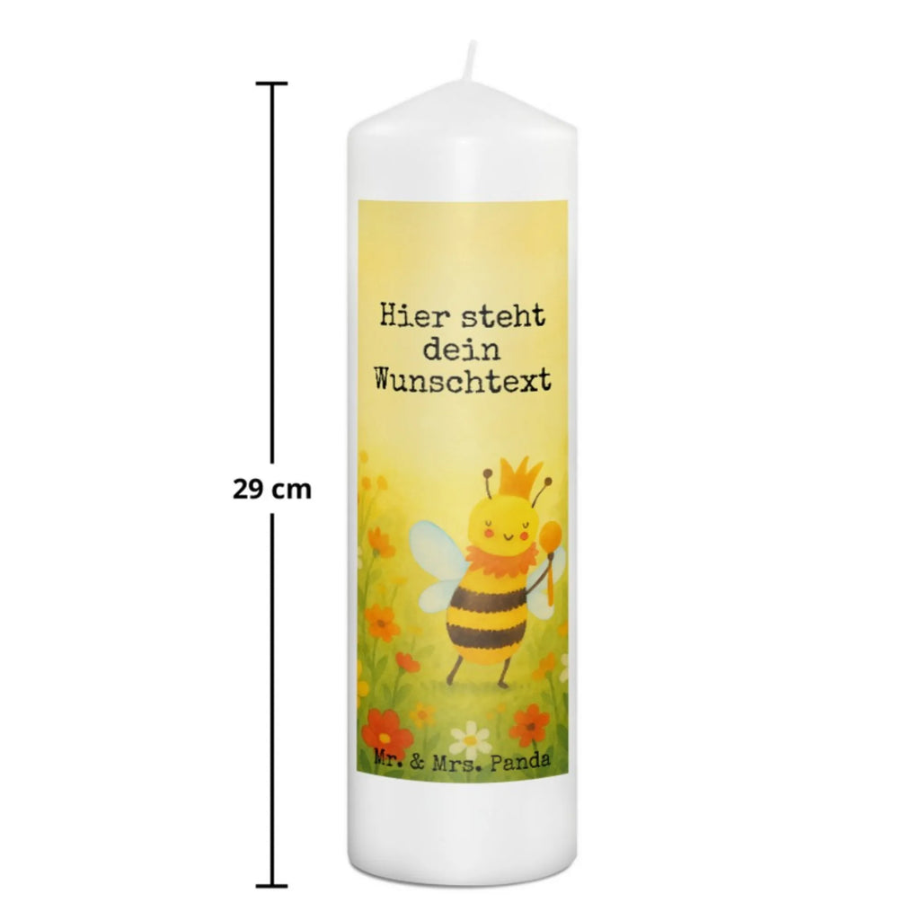 Personalisierte Kerze Biene König Design Kerze Mit Namen, Duftkerze Mit Namen, Weihnachtskerze Mit Namensgravur, Kerzen-Set Mit Namensgravur, Tafelkerze Mit Wunschname, LED-Kerze Mit Wunschname, Bienenwachskerze Mit Wunschname, Bio-Kerze Mit Wunschname, Teelicht Mit Namensdruck, Firmungskerze Mit Wunschname, Kerze Für Geburtstag Mit Wunschname, Handgegossene Kerze Mit Namen, Metall-Kerze Mit Namensgravur, Handgemachte Kerze Mit Wunschname, Stearinkerze Mit Gravur, Adventskerze Mit Wunschname, Kerze Für Hochzeit Mit Namensgravur, Kerze Mit Spruch Und Namen, Streukerze Mit Namensdruck, Schwimmkerze Mit Namen, Kerze Mit Prägung Und Wunschname, Gedenkkerze Mit Namen, Blockkerze Mit Namensdruck, Grabkerze Mit Namensgravur, Taufekerze Mit Namensgravur, Osterkerze Mit Namen, Gartenkerze Mit Namen, Glas-Kerze Mit Wunschname, Sojawachskerze Mit Namensdruck, Stabkerze Mit Gravur, Personalisierte Kerze, Holz-Kerze Mit Namen, Votivkerze Mit Wunschname, Stumpenkerze Mit Namensgravur, Laternenkerze Mit Namensdruck, Fair-Trade-Kerze Mit Namensgravur, Outdoor-Kerze Mit Namensgravur, Gastgeschenk Kerze Mit Namen, Andachtskerze Mit Namensgravur, Tischkerze Mit Namensdruck, Trauerkerze Mit Namen, Kommunionkerze Mit Namen, Biene, Wespe, Hummel
