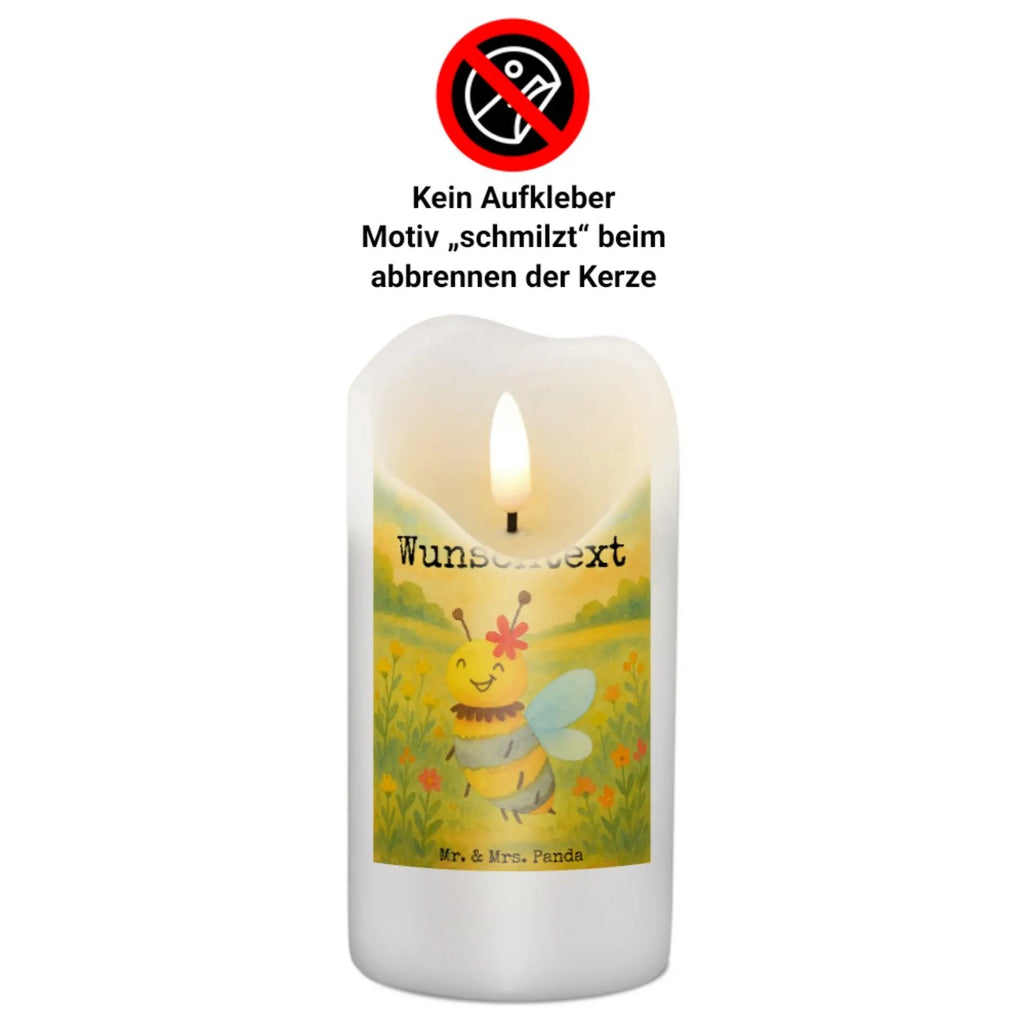 Personalisierte Kerze Biene Blume Design Handgemachte Kerze Mit Wunschname, Kerze Mit Namen, Fair-Trade-Kerze Mit Namensgravur, Sojawachskerze Mit Namensdruck, Metall-Kerze Mit Namensgravur, Weihnachtskerze Mit Namensgravur, Kommunionkerze Mit Namen, Taufekerze Mit Namensgravur, Schwimmkerze Mit Namen, Bio-Kerze Mit Wunschname, LED-Kerze Mit Wunschname, Andachtskerze Mit Namensgravur, Handgegossene Kerze Mit Namen, Gastgeschenk Kerze Mit Namen, Adventskerze Mit Wunschname, Outdoor-Kerze Mit Namensgravur, Gedenkkerze Mit Namen, Firmungskerze Mit Wunschname, Bienenwachskerze Mit Wunschname, Osterkerze Mit Namen, Kerze Mit Spruch Und Namen, Personalisierte Kerze, Duftkerze Mit Namen, Kerze Mit Prägung Und Wunschname, Blockkerze Mit Namensdruck, Grabkerze Mit Namensgravur, Glas-Kerze Mit Wunschname, Tafelkerze Mit Wunschname, Teelicht Mit Namensdruck, Tischkerze Mit Namensdruck, Stumpenkerze Mit Namensgravur, Gartenkerze Mit Namen, Votivkerze Mit Wunschname, Laternenkerze Mit Namensdruck, Trauerkerze Mit Namen, Kerze Für Hochzeit Mit Namensgravur, Streukerze Mit Namensdruck, Holz-Kerze Mit Namen, Stabkerze Mit Gravur, Kerze Für Geburtstag Mit Wunschname, Kerzen-Set Mit Namensgravur, Stearinkerze Mit Gravur, Biene, Wespe, Hummel