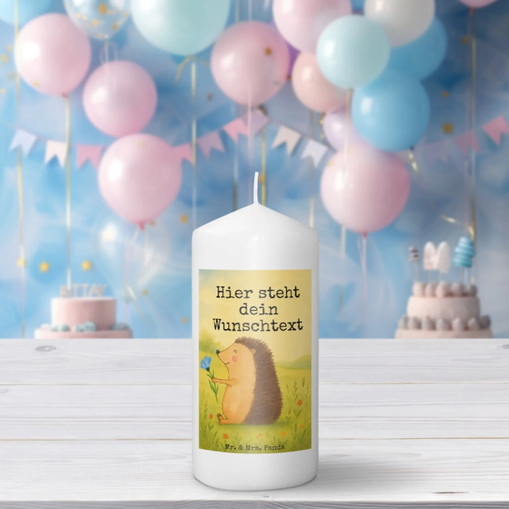 Personalisierte Kerze Igel Blumen Design Bio-Kerze Mit Wunschname, Weihnachtskerze Mit Namensgravur, Tischkerze Mit Namensdruck, Laternenkerze Mit Namensdruck, Blockkerze Mit Namensdruck, Kerze Mit Prägung Und Wunschname, Fair-Trade-Kerze Mit Namensgravur, Kerzen-Set Mit Namensgravur, Stumpenkerze Mit Namensgravur, Outdoor-Kerze Mit Namensgravur, Stearinkerze Mit Gravur, Andachtskerze Mit Namensgravur, Metall-Kerze Mit Namensgravur, Duftkerze Mit Namen, Adventskerze Mit Wunschname, Osterkerze Mit Namen, Kerze Für Geburtstag Mit Wunschname, Tafelkerze Mit Wunschname, Firmungskerze Mit Wunschname, Bienenwachskerze Mit Wunschname, Kerze Mit Namen, Kerze Für Hochzeit Mit Namensgravur, Sojawachskerze Mit Namensdruck, Gastgeschenk Kerze Mit Namen, Handgegossene Kerze Mit Namen, Gedenkkerze Mit Namen, Streukerze Mit Namensdruck, LED-Kerze Mit Wunschname, Glas-Kerze Mit Wunschname, Personalisierte Kerze, Stabkerze Mit Gravur, Kerze Mit Spruch Und Namen, Gartenkerze Mit Namen, Taufekerze Mit Namensgravur, Handgemachte Kerze Mit Wunschname, Kommunionkerze Mit Namen, Trauerkerze Mit Namen, Votivkerze Mit Wunschname, Schwimmkerze Mit Namen, Teelicht Mit Namensdruck, Grabkerze Mit Namensgravur, Holz-Kerze Mit Namen, Tiermotive, Gute Laune, lustige Sprüche, Tiere, Besuch, Genesungswünsche, Krankenhaus, Gute Besserung, krank, Igel, Krankheit