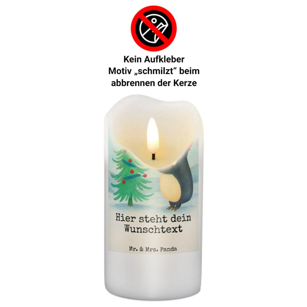 Personalisierte Kerze Pinguin Weihnachtsbaum Design Streukerze Mit Namensdruck, Sojawachskerze Mit Namensdruck, Metall-Kerze Mit Namensgravur, Stumpenkerze Mit Namensgravur, Teelicht Mit Namensdruck, Handgegossene Kerze Mit Namen, Gastgeschenk Kerze Mit Namen, Kommunionkerze Mit Namen, Kerze Mit Namen, Stabkerze Mit Gravur, Outdoor-Kerze Mit Namensgravur, Taufekerze Mit Namensgravur, Personalisierte Kerze, Tafelkerze Mit Wunschname, Trauerkerze Mit Namen, Andachtskerze Mit Namensgravur, Kerzen-Set Mit Namensgravur, Gartenkerze Mit Namen, Grabkerze Mit Namensgravur, Osterkerze Mit Namen, Kerze Für Hochzeit Mit Namensgravur, Duftkerze Mit Namen, Stearinkerze Mit Gravur, Kerze Mit Prägung Und Wunschname, Kerze Mit Spruch Und Namen, Bienenwachskerze Mit Wunschname, Bio-Kerze Mit Wunschname, Blockkerze Mit Namensdruck, Handgemachte Kerze Mit Wunschname, Glas-Kerze Mit Wunschname, Schwimmkerze Mit Namen, Fair-Trade-Kerze Mit Namensgravur, Firmungskerze Mit Wunschname, Votivkerze Mit Wunschname, LED-Kerze Mit Wunschname, Adventskerze Mit Wunschname, Gedenkkerze Mit Namen, Laternenkerze Mit Namensdruck, Tischkerze Mit Namensdruck, Holz-Kerze Mit Namen, Kerze Für Geburtstag Mit Wunschname, Weihnachtskerze Mit Namensgravur, Winter, Weihnachten, Weihnachtsdeko, Nikolaus, Advent, Heiligabend, Wintermotiv, Pinguin