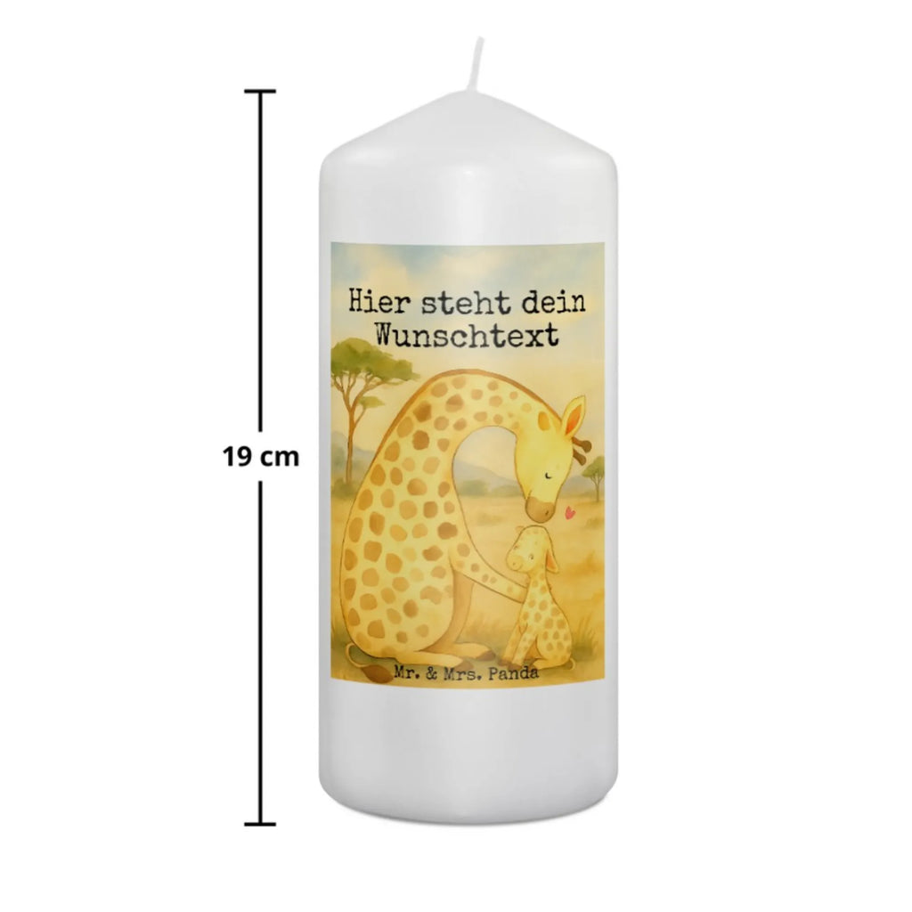 Personalisierte Kerze Giraffe Kind Design Adventskerze Mit Wunschname, Kerze Mit Namen, Stearinkerze Mit Gravur, Kerze Mit Spruch Und Namen, Kerzen-Set Mit Namensgravur, Handgegossene Kerze Mit Namen, Personalisierte Kerze, Bio-Kerze Mit Wunschname, Stumpenkerze Mit Namensgravur, Tafelkerze Mit Wunschname, Kerze Für Geburtstag Mit Wunschname, Blockkerze Mit Namensdruck, Bienenwachskerze Mit Wunschname, Weihnachtskerze Mit Namensgravur, Taufekerze Mit Namensgravur, Streukerze Mit Namensdruck, LED-Kerze Mit Wunschname, Kerze Für Hochzeit Mit Namensgravur, Outdoor-Kerze Mit Namensgravur, Trauerkerze Mit Namen, Grabkerze Mit Namensgravur, Sojawachskerze Mit Namensdruck, Kommunionkerze Mit Namen, Votivkerze Mit Wunschname, Gartenkerze Mit Namen, Holz-Kerze Mit Namen, Gastgeschenk Kerze Mit Namen, Handgemachte Kerze Mit Wunschname, Schwimmkerze Mit Namen, Tischkerze Mit Namensdruck, Teelicht Mit Namensdruck, Kerze Mit Prägung Und Wunschname, Stabkerze Mit Gravur, Glas-Kerze Mit Wunschname, Gedenkkerze Mit Namen, Metall-Kerze Mit Namensgravur, Fair-Trade-Kerze Mit Namensgravur, Duftkerze Mit Namen, Firmungskerze Mit Wunschname, Laternenkerze Mit Namensdruck, Andachtskerze Mit Namensgravur, Osterkerze Mit Namen, Afrika, Wildtiere, Tochter, Mama, Giraffe, Lieblingsmensch, Mutter, Kind, Sohn