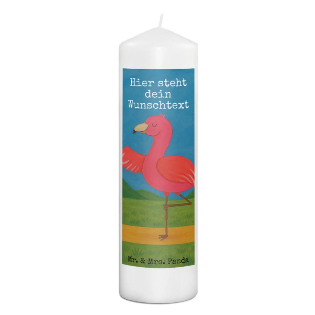 Personalisierte Kerze Flamingo Yoga Design Stearinkerze Mit Gravur, Tafelkerze Mit Wunschname, Schwimmkerze Mit Namen, Handgemachte Kerze Mit Wunschname, Bio-Kerze Mit Wunschname, Kerze Für Hochzeit Mit Namensgravur, Fair-Trade-Kerze Mit Namensgravur, Kerze Mit Prägung Und Wunschname, Tischkerze Mit Namensdruck, Bienenwachskerze Mit Wunschname, Osterkerze Mit Namen, Sojawachskerze Mit Namensdruck, Holz-Kerze Mit Namen, Laternenkerze Mit Namensdruck, Teelicht Mit Namensdruck, Stabkerze Mit Gravur, Outdoor-Kerze Mit Namensgravur, Kerzen-Set Mit Namensgravur, Trauerkerze Mit Namen, Kerze Für Geburtstag Mit Wunschname, Stumpenkerze Mit Namensgravur, Kerze Mit Namen, Gartenkerze Mit Namen, Kommunionkerze Mit Namen, Grabkerze Mit Namensgravur, Duftkerze Mit Namen, Taufekerze Mit Namensgravur, Gastgeschenk Kerze Mit Namen, Blockkerze Mit Namensdruck, LED-Kerze Mit Wunschname, Handgegossene Kerze Mit Namen, Metall-Kerze Mit Namensgravur, Gedenkkerze Mit Namen, Personalisierte Kerze, Firmungskerze Mit Wunschname, Kerze Mit Spruch Und Namen, Votivkerze Mit Wunschname, Streukerze Mit Namensdruck, Adventskerze Mit Wunschname, Glas-Kerze Mit Wunschname, Weihnachtskerze Mit Namensgravur, Andachtskerze Mit Namensgravur, Flamingo, Ärger, Achtsamkeit, Yoga, Tiefenentspannung, Aufregen, Yoga-Übung, Namaste, Entspannung, Vogel