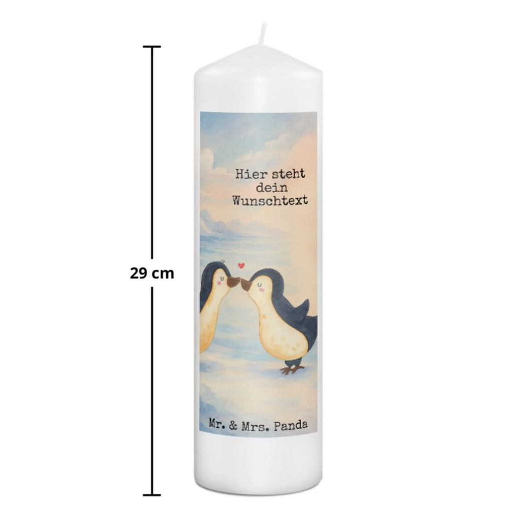 Personalisierte Kerze Pinguine Kuss Design Stearinkerze Mit Gravur, Gartenkerze Mit Namen, LED-Kerze Mit Wunschname, Taufekerze Mit Namensgravur, Holz-Kerze Mit Namen, Grabkerze Mit Namensgravur, Firmungskerze Mit Wunschname, Duftkerze Mit Namen, Stumpenkerze Mit Namensgravur, Andachtskerze Mit Namensgravur, Stabkerze Mit Gravur, Adventskerze Mit Wunschname, Glas-Kerze Mit Wunschname, Kerze Mit Namen, Kerzen-Set Mit Namensgravur, Votivkerze Mit Wunschname, Tischkerze Mit Namensdruck, Bio-Kerze Mit Wunschname, Kerze Mit Spruch Und Namen, Kerze Mit Prägung Und Wunschname, Handgegossene Kerze Mit Namen, Bienenwachskerze Mit Wunschname, Kerze Für Geburtstag Mit Wunschname, Outdoor-Kerze Mit Namensgravur, Laternenkerze Mit Namensdruck, Handgemachte Kerze Mit Wunschname, Gastgeschenk Kerze Mit Namen, Tafelkerze Mit Wunschname, Trauerkerze Mit Namen, Schwimmkerze Mit Namen, Fair-Trade-Kerze Mit Namensgravur, Streukerze Mit Namensdruck, Kerze Für Hochzeit Mit Namensgravur, Blockkerze Mit Namensdruck, Kommunionkerze Mit Namen, Metall-Kerze Mit Namensgravur, Personalisierte Kerze, Weihnachtskerze Mit Namensgravur, Teelicht Mit Namensdruck, Osterkerze Mit Namen, Gedenkkerze Mit Namen, Sojawachskerze Mit Namensdruck, Liebe, Partner, Freund, Freundin, Ehemann, Ehefrau, Heiraten, Verlobung, Heiratsantrag, Liebesgeschenk, Jahrestag, Hocheitstag, Mitbringsel, Hochzeitstag, für Männer, Geschenk für Frauen, für Ehemann, Liebesbeweis, Geschenk für Partner, Valentinstag, Geschenk für Freundin