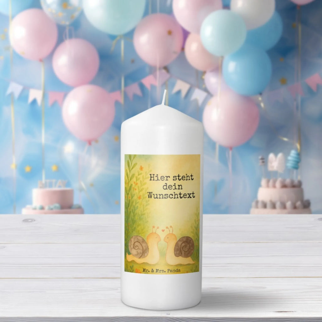 Personalisierte Kerze Schnecken Liebe Design Kerze Für Hochzeit Mit Namensgravur, Votivkerze Mit Wunschname, Holz-Kerze Mit Namen, Stumpenkerze Mit Namensgravur, Stearinkerze Mit Gravur, Schwimmkerze Mit Namen, Blockkerze Mit Namensdruck, Kerze Mit Spruch Und Namen, Handgegossene Kerze Mit Namen, Kerze Mit Namen, Personalisierte Kerze, Stabkerze Mit Gravur, Gedenkkerze Mit Namen, Laternenkerze Mit Namensdruck, Fair-Trade-Kerze Mit Namensgravur, Kerzen-Set Mit Namensgravur, Teelicht Mit Namensdruck, Gartenkerze Mit Namen, Andachtskerze Mit Namensgravur, Firmungskerze Mit Wunschname, Grabkerze Mit Namensgravur, Adventskerze Mit Wunschname, Kommunionkerze Mit Namen, Weihnachtskerze Mit Namensgravur, Bio-Kerze Mit Wunschname, Sojawachskerze Mit Namensdruck, Taufekerze Mit Namensgravur, Kerze Mit Prägung Und Wunschname, Tafelkerze Mit Wunschname, LED-Kerze Mit Wunschname, Tischkerze Mit Namensdruck, Metall-Kerze Mit Namensgravur, Glas-Kerze Mit Wunschname, Gastgeschenk Kerze Mit Namen, Bienenwachskerze Mit Wunschname, Streukerze Mit Namensdruck, Handgemachte Kerze Mit Wunschname, Outdoor-Kerze Mit Namensgravur, Trauerkerze Mit Namen, Osterkerze Mit Namen, Duftkerze Mit Namen, Kerze Für Geburtstag Mit Wunschname, Liebe, Partner, Freund, Freundin, Ehemann, Ehefrau, Heiraten, Verlobung, Heiratsantrag, Liebesgeschenk, Jahrestag, Hocheitstag