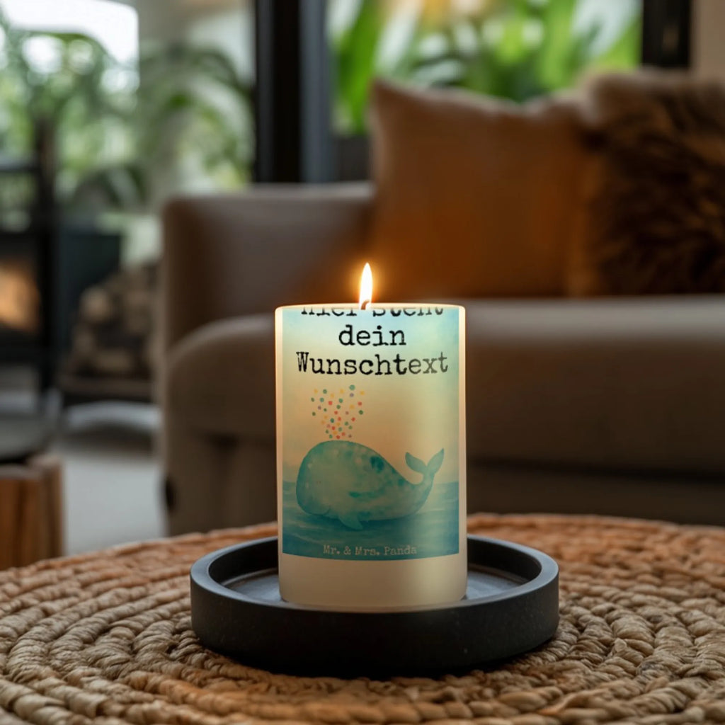 Personalisierte Kerze Wal Konfetti Design Teelicht Mit Namensdruck, Grabkerze Mit Namensgravur, LED-Kerze Mit Wunschname, Kerze Für Hochzeit Mit Namensgravur, Gedenkkerze Mit Namen, Handgegossene Kerze Mit Namen, Firmungskerze Mit Wunschname, Bio-Kerze Mit Wunschname, Taufekerze Mit Namensgravur, Holz-Kerze Mit Namen, Duftkerze Mit Namen, Osterkerze Mit Namen, Weihnachtskerze Mit Namensgravur, Votivkerze Mit Wunschname, Glas-Kerze Mit Wunschname, Handgemachte Kerze Mit Wunschname, Kerze Mit Namen, Laternenkerze Mit Namensdruck, Metall-Kerze Mit Namensgravur, Andachtskerze Mit Namensgravur, Tischkerze Mit Namensdruck, Outdoor-Kerze Mit Namensgravur, Kerzen-Set Mit Namensgravur, Kerze Mit Prägung Und Wunschname, Adventskerze Mit Wunschname, Schwimmkerze Mit Namen, Kerze Mit Spruch Und Namen, Trauerkerze Mit Namen, Stumpenkerze Mit Namensgravur, Kerze Für Geburtstag Mit Wunschname, Blockkerze Mit Namensdruck, Tafelkerze Mit Wunschname, Personalisierte Kerze, Fair-Trade-Kerze Mit Namensgravur, Bienenwachskerze Mit Wunschname, Kommunionkerze Mit Namen, Sojawachskerze Mit Namensdruck, Gastgeschenk Kerze Mit Namen, Streukerze Mit Namensdruck, Stearinkerze Mit Gravur, Gartenkerze Mit Namen, Stabkerze Mit Gravur, Meerestiere, Meer, Urlaub, Konfetti, Lebensabschnitt, Wal, Diät, Neustart, Wale, Geburtstag, Abnehmen, Trennung, Neuanfang, Motivation