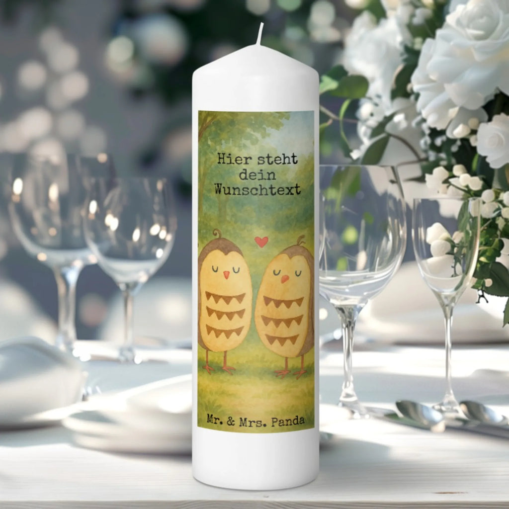 Personalisierte Kerze Eulen Liebe Design Handgegossene Kerze Mit Namen, Outdoor-Kerze Mit Namensgravur, Kerze Mit Prägung Und Wunschname, Bio-Kerze Mit Wunschname, Stabkerze Mit Gravur, Holz-Kerze Mit Namen, Kerze Für Hochzeit Mit Namensgravur, Glas-Kerze Mit Wunschname, Andachtskerze Mit Namensgravur, Kerze Mit Namen, Stearinkerze Mit Gravur, Blockkerze Mit Namensdruck, Tischkerze Mit Namensdruck, Metall-Kerze Mit Namensgravur, Tafelkerze Mit Wunschname, Sojawachskerze Mit Namensdruck, Duftkerze Mit Namen, Osterkerze Mit Namen, Kommunionkerze Mit Namen, Grabkerze Mit Namensgravur, Laternenkerze Mit Namensdruck, Kerzen-Set Mit Namensgravur, Personalisierte Kerze, Trauerkerze Mit Namen, Adventskerze Mit Wunschname, Handgemachte Kerze Mit Wunschname, Taufekerze Mit Namensgravur, Kerze Mit Spruch Und Namen, Stumpenkerze Mit Namensgravur, Firmungskerze Mit Wunschname, Weihnachtskerze Mit Namensgravur, Bienenwachskerze Mit Wunschname, Fair-Trade-Kerze Mit Namensgravur, Gartenkerze Mit Namen, Gastgeschenk Kerze Mit Namen, Streukerze Mit Namensdruck, Schwimmkerze Mit Namen, Gedenkkerze Mit Namen, Votivkerze Mit Wunschname, LED-Kerze Mit Wunschname, Teelicht Mit Namensdruck, Kerze Für Geburtstag Mit Wunschname, Eule, Owl, Wortspiel lustig, Liebe, Liebe Spruch, All you need is love, Eule Deko, Freund, Hochzeit Spruch, Freundin Geschenk