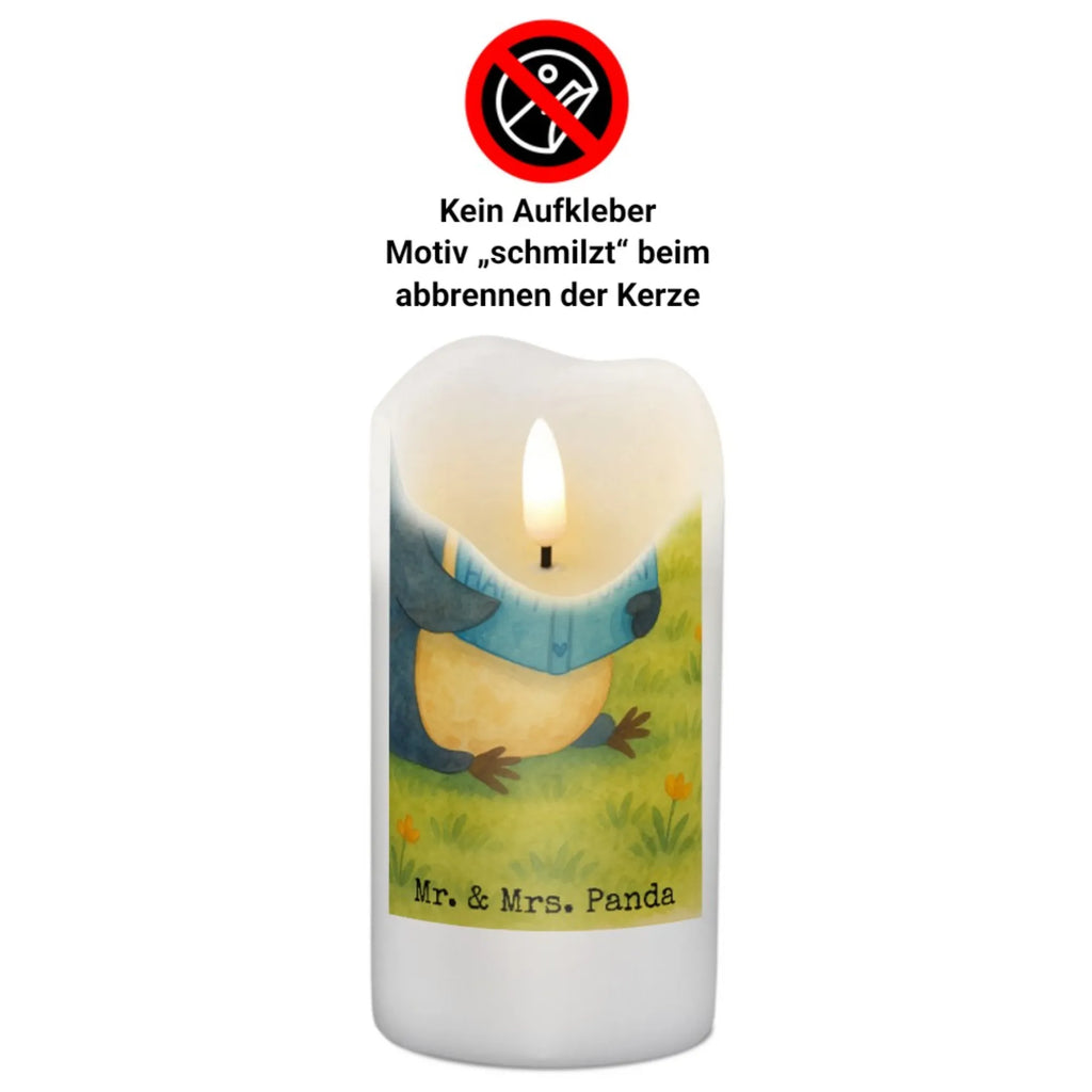 Personalisierte Kerze Pinguin Buch Design Grabkerze Mit Namensgravur, Kerze Für Geburtstag Mit Wunschname, Gastgeschenk Kerze Mit Namen, Tafelkerze Mit Wunschname, Laternenkerze Mit Namensdruck, Glas-Kerze Mit Wunschname, LED-Kerze Mit Wunschname, Blockkerze Mit Namensdruck, Bio-Kerze Mit Wunschname, Kerze Mit Prägung Und Wunschname, Trauerkerze Mit Namen, Handgegossene Kerze Mit Namen, Streukerze Mit Namensdruck, Kommunionkerze Mit Namen, Kerze Mit Namen, Teelicht Mit Namensdruck, Fair-Trade-Kerze Mit Namensgravur, Andachtskerze Mit Namensgravur, Stearinkerze Mit Gravur, Personalisierte Kerze, Stumpenkerze Mit Namensgravur, Taufekerze Mit Namensgravur, Bienenwachskerze Mit Wunschname, Kerze Für Hochzeit Mit Namensgravur, Adventskerze Mit Wunschname, Votivkerze Mit Wunschname, Tischkerze Mit Namensdruck, Weihnachtskerze Mit Namensgravur, Metall-Kerze Mit Namensgravur, Kerze Mit Spruch Und Namen, Schwimmkerze Mit Namen, Firmungskerze Mit Wunschname, Holz-Kerze Mit Namen, Duftkerze Mit Namen, Kerzen-Set Mit Namensgravur, Stabkerze Mit Gravur, Handgemachte Kerze Mit Wunschname, Gartenkerze Mit Namen, Gedenkkerze Mit Namen, Osterkerze Mit Namen, Sojawachskerze Mit Namensdruck, Outdoor-Kerze Mit Namensgravur, Pinguin, Buch, Faulenzen, Freizeit, Urlaub, Lesen, Pinguine, Ferien, Nichtstun, Bücherwurm