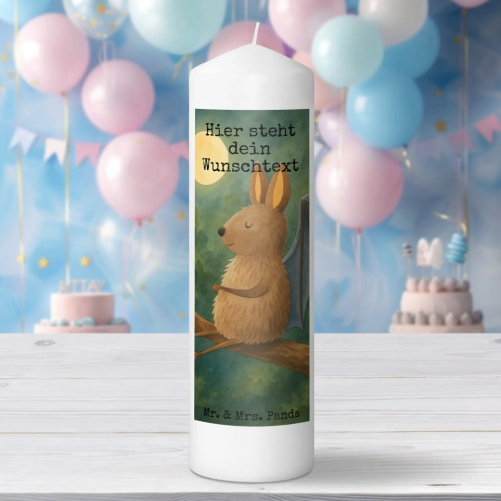 Personalisierte Kerze Fledermaus Sitzen Design Votivkerze Mit Wunschname, Teelicht Mit Namensdruck, Outdoor-Kerze Mit Namensgravur, Gastgeschenk Kerze Mit Namen, Stearinkerze Mit Gravur, Tischkerze Mit Namensdruck, Trauerkerze Mit Namen, Osterkerze Mit Namen, Tafelkerze Mit Wunschname, Kerze Für Hochzeit Mit Namensgravur, Stumpenkerze Mit Namensgravur, Kerze Mit Spruch Und Namen, Andachtskerze Mit Namensgravur, Kerzen-Set Mit Namensgravur, Kerze Mit Namen, Grabkerze Mit Namensgravur, LED-Kerze Mit Wunschname, Weihnachtskerze Mit Namensgravur, Fair-Trade-Kerze Mit Namensgravur, Duftkerze Mit Namen, Gedenkkerze Mit Namen, Laternenkerze Mit Namensdruck, Personalisierte Kerze, Kerze Für Geburtstag Mit Wunschname, Taufekerze Mit Namensgravur, Holz-Kerze Mit Namen, Schwimmkerze Mit Namen, Kerze Mit Prägung Und Wunschname, Adventskerze Mit Wunschname, Kommunionkerze Mit Namen, Bio-Kerze Mit Wunschname, Glas-Kerze Mit Wunschname, Sojawachskerze Mit Namensdruck, Blockkerze Mit Namensdruck, Handgegossene Kerze Mit Namen, Bienenwachskerze Mit Wunschname, Handgemachte Kerze Mit Wunschname, Firmungskerze Mit Wunschname, Metall-Kerze Mit Namensgravur, Stabkerze Mit Gravur, Streukerze Mit Namensdruck, Gartenkerze Mit Namen, Tiermotive, Gute Laune, lustige Sprüche, Tiere, entspannen, Fledermaus, Motivation, Fledermäuse
