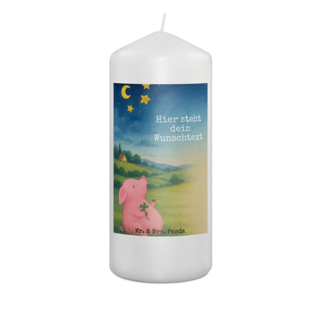 Personalisierte Kerze Schwein Glück Design Duftkerze Mit Namen, Teelicht Mit Namensdruck, Stumpenkerze Mit Namensgravur, Stearinkerze Mit Gravur, Stabkerze Mit Gravur, Osterkerze Mit Namen, Blockkerze Mit Namensdruck, Personalisierte Kerze, Taufekerze Mit Namensgravur, Gastgeschenk Kerze Mit Namen, Holz-Kerze Mit Namen, Kerze Mit Spruch Und Namen, Streukerze Mit Namensdruck, Schwimmkerze Mit Namen, Andachtskerze Mit Namensgravur, Weihnachtskerze Mit Namensgravur, Adventskerze Mit Wunschname, Firmungskerze Mit Wunschname, Laternenkerze Mit Namensdruck, Glas-Kerze Mit Wunschname, Tafelkerze Mit Wunschname, Handgemachte Kerze Mit Wunschname, Grabkerze Mit Namensgravur, Trauerkerze Mit Namen, Kommunionkerze Mit Namen, Tischkerze Mit Namensdruck, Gedenkkerze Mit Namen, Handgegossene Kerze Mit Namen, Votivkerze Mit Wunschname, Gartenkerze Mit Namen, Kerzen-Set Mit Namensgravur, Bienenwachskerze Mit Wunschname, Kerze Für Geburtstag Mit Wunschname, Sojawachskerze Mit Namensdruck, Kerze Für Hochzeit Mit Namensgravur, Kerze Mit Namen, LED-Kerze Mit Wunschname, Metall-Kerze Mit Namensgravur, Bio-Kerze Mit Wunschname, Outdoor-Kerze Mit Namensgravur, Fair-Trade-Kerze Mit Namensgravur, Kerze Mit Prägung Und Wunschname, Tiermotive, Gute Laune, lustige Sprüche, Tiere, Motivation, Glücksschwein. Glück, Schwein, Glücksbringer, Sterne, Schweinchen, Ziele, Sernchen, Träume