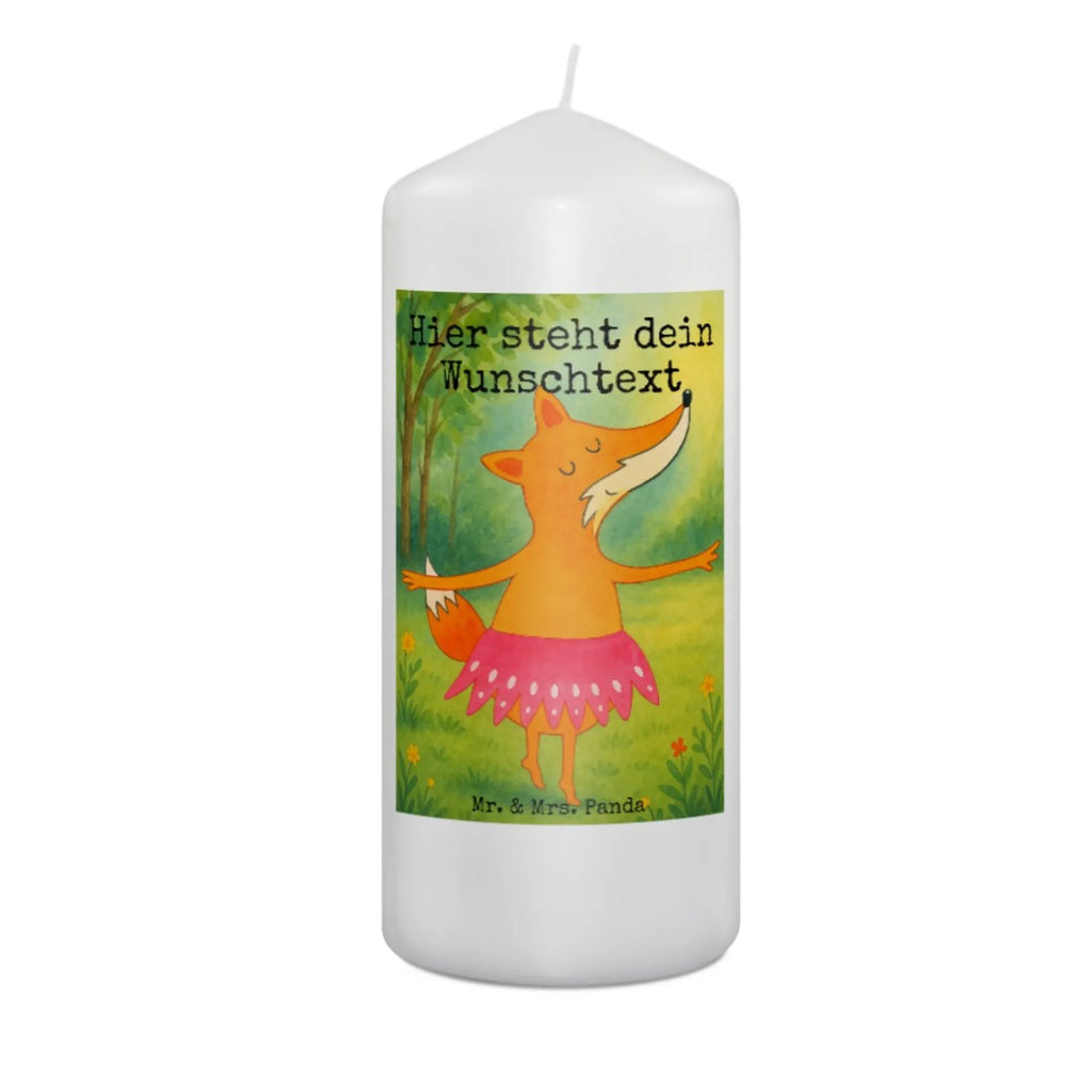 Personalisierte Kerze Fuchs Ballerina Design Stumpenkerze Mit Namensgravur, Holz-Kerze Mit Namen, Handgegossene Kerze Mit Namen, Adventskerze Mit Wunschname, Personalisierte Kerze, Taufekerze Mit Namensgravur, Kerze Für Geburtstag Mit Wunschname, Osterkerze Mit Namen, Teelicht Mit Namensdruck, Glas-Kerze Mit Wunschname, Sojawachskerze Mit Namensdruck, Metall-Kerze Mit Namensgravur, Bio-Kerze Mit Wunschname, Kerzen-Set Mit Namensgravur, Stabkerze Mit Gravur, Trauerkerze Mit Namen, Votivkerze Mit Wunschname, Kerze Für Hochzeit Mit Namensgravur, Tafelkerze Mit Wunschname, Schwimmkerze Mit Namen, Andachtskerze Mit Namensgravur, Streukerze Mit Namensdruck, Gastgeschenk Kerze Mit Namen, Kerze Mit Spruch Und Namen, Kerze Mit Namen, Stearinkerze Mit Gravur, Kommunionkerze Mit Namen, Fair-Trade-Kerze Mit Namensgravur, Bienenwachskerze Mit Wunschname, Firmungskerze Mit Wunschname, Weihnachtskerze Mit Namensgravur, Blockkerze Mit Namensdruck, Gartenkerze Mit Namen, Duftkerze Mit Namen, Handgemachte Kerze Mit Wunschname, Grabkerze Mit Namensgravur, Kerze Mit Prägung Und Wunschname, Outdoor-Kerze Mit Namensgravur, LED-Kerze Mit Wunschname, Gedenkkerze Mit Namen, Tischkerze Mit Namensdruck, Laternenkerze Mit Namensdruck, Fuchs, Geburtstag, Füchsin, Ballett, Einladung, Tänzerin, Party, Fuchs Spruch, Füchse, Ballerina, Tanzen