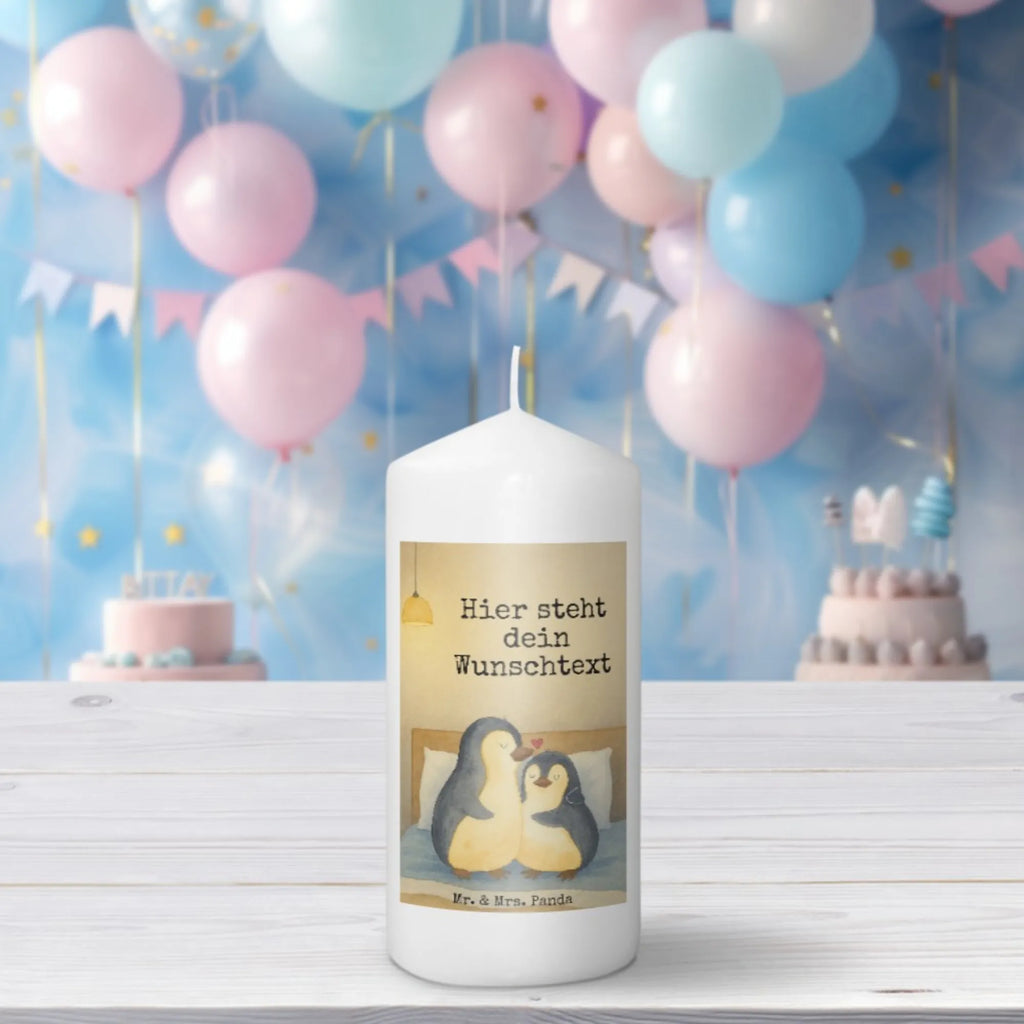 Personalisierte Kerze Pinguine Einschlafen Design LED-Kerze Mit Wunschname, Metall-Kerze Mit Namensgravur, Teelicht Mit Namensdruck, Schwimmkerze Mit Namen, Osterkerze Mit Namen, Blockkerze Mit Namensdruck, Gastgeschenk Kerze Mit Namen, Trauerkerze Mit Namen, Kerze Mit Prägung Und Wunschname, Gedenkkerze Mit Namen, Holz-Kerze Mit Namen, Adventskerze Mit Wunschname, Weihnachtskerze Mit Namensgravur, Kommunionkerze Mit Namen, Personalisierte Kerze, Kerze Für Geburtstag Mit Wunschname, Tafelkerze Mit Wunschname, Kerze Für Hochzeit Mit Namensgravur, Bio-Kerze Mit Wunschname, Outdoor-Kerze Mit Namensgravur, Firmungskerze Mit Wunschname, Duftkerze Mit Namen, Tischkerze Mit Namensdruck, Kerzen-Set Mit Namensgravur, Glas-Kerze Mit Wunschname, Kerze Mit Namen, Handgegossene Kerze Mit Namen, Taufekerze Mit Namensgravur, Handgemachte Kerze Mit Wunschname, Fair-Trade-Kerze Mit Namensgravur, Streukerze Mit Namensdruck, Bienenwachskerze Mit Wunschname, Sojawachskerze Mit Namensdruck, Stearinkerze Mit Gravur, Andachtskerze Mit Namensgravur, Laternenkerze Mit Namensdruck, Grabkerze Mit Namensgravur, Votivkerze Mit Wunschname, Kerze Mit Spruch Und Namen, Gartenkerze Mit Namen, Stumpenkerze Mit Namensgravur, Stabkerze Mit Gravur, Liebe, Partner, Freund, Freundin, Ehemann, Ehefrau, Heiraten, Verlobung, Heiratsantrag, Liebesgeschenk, Jahrestag, Hocheitstag, Mitbringsel, Liebesbeweis, für Männer, für Ehemann, Geschenk für Partner, Geschenk für Frauen, Geschenk für Freundin, Hochzeitstag, Valentinstag