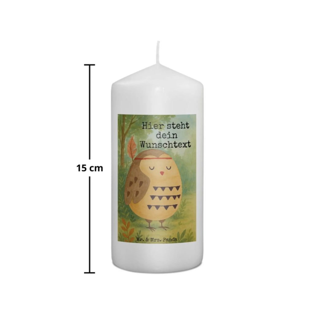 Personalisierte Kerze Eule Federschmuck Design Taufekerze Mit Namensgravur, Kerze Mit Spruch Und Namen, Streukerze Mit Namensdruck, Grabkerze Mit Namensgravur, Personalisierte Kerze, Schwimmkerze Mit Namen, Kerze Für Hochzeit Mit Namensgravur, Handgegossene Kerze Mit Namen, Duftkerze Mit Namen, Adventskerze Mit Wunschname, Holz-Kerze Mit Namen, Teelicht Mit Namensdruck, Votivkerze Mit Wunschname, Trauerkerze Mit Namen, Kerze Mit Namen, Gedenkkerze Mit Namen, Metall-Kerze Mit Namensgravur, Tischkerze Mit Namensdruck, Fair-Trade-Kerze Mit Namensgravur, Stumpenkerze Mit Namensgravur, Stabkerze Mit Gravur, Bienenwachskerze Mit Wunschname, LED-Kerze Mit Wunschname, Andachtskerze Mit Namensgravur, Kommunionkerze Mit Namen, Laternenkerze Mit Namensdruck, Gartenkerze Mit Namen, Kerzen-Set Mit Namensgravur, Weihnachtskerze Mit Namensgravur, Bio-Kerze Mit Wunschname, Stearinkerze Mit Gravur, Kerze Mit Prägung Und Wunschname, Gastgeschenk Kerze Mit Namen, Blockkerze Mit Namensdruck, Outdoor-Kerze Mit Namensgravur, Sojawachskerze Mit Namensdruck, Glas-Kerze Mit Wunschname, Firmungskerze Mit Wunschname, Osterkerze Mit Namen, Handgemachte Kerze Mit Wunschname, Kerze Für Geburtstag Mit Wunschname, Tafelkerze Mit Wunschname, Eule, Dekoration, Owl, Federschmuck, Das Leben ist ein Abenteuer, Reisespruch, Eule Deko