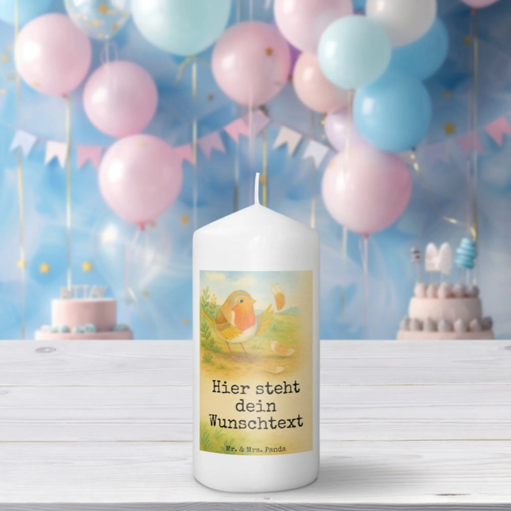Personalisierte Kerze Rotkehlchen Federn Design Votivkerze Mit Wunschname, Kerze Mit Namen, LED-Kerze Mit Wunschname, Weihnachtskerze Mit Namensgravur, Trauerkerze Mit Namen, Sojawachskerze Mit Namensdruck, Gastgeschenk Kerze Mit Namen, Kerze Für Geburtstag Mit Wunschname, Firmungskerze Mit Wunschname, Gedenkkerze Mit Namen, Blockkerze Mit Namensdruck, Adventskerze Mit Wunschname, Kerze Mit Spruch Und Namen, Osterkerze Mit Namen, Teelicht Mit Namensdruck, Tischkerze Mit Namensdruck, Gartenkerze Mit Namen, Bienenwachskerze Mit Wunschname, Stearinkerze Mit Gravur, Schwimmkerze Mit Namen, Grabkerze Mit Namensgravur, Kerzen-Set Mit Namensgravur, Fair-Trade-Kerze Mit Namensgravur, Streukerze Mit Namensdruck, Personalisierte Kerze, Metall-Kerze Mit Namensgravur, Andachtskerze Mit Namensgravur, Kommunionkerze Mit Namen, Duftkerze Mit Namen, Outdoor-Kerze Mit Namensgravur, Glas-Kerze Mit Wunschname, Kerze Mit Prägung Und Wunschname, Stabkerze Mit Gravur, Holz-Kerze Mit Namen, Handgemachte Kerze Mit Wunschname, Stumpenkerze Mit Namensgravur, Laternenkerze Mit Namensdruck, Kerze Für Hochzeit Mit Namensgravur, Bio-Kerze Mit Wunschname, Tafelkerze Mit Wunschname, Taufekerze Mit Namensgravur, Handgegossene Kerze Mit Namen, Tiermotive, Gute Laune, lustige Sprüche, Tiere, Spruch Motivation, What if i fall, fliegen, Vogel, Spruch Mut, Rotkehlchen, Motivationsbilder, Motivation Sprüche