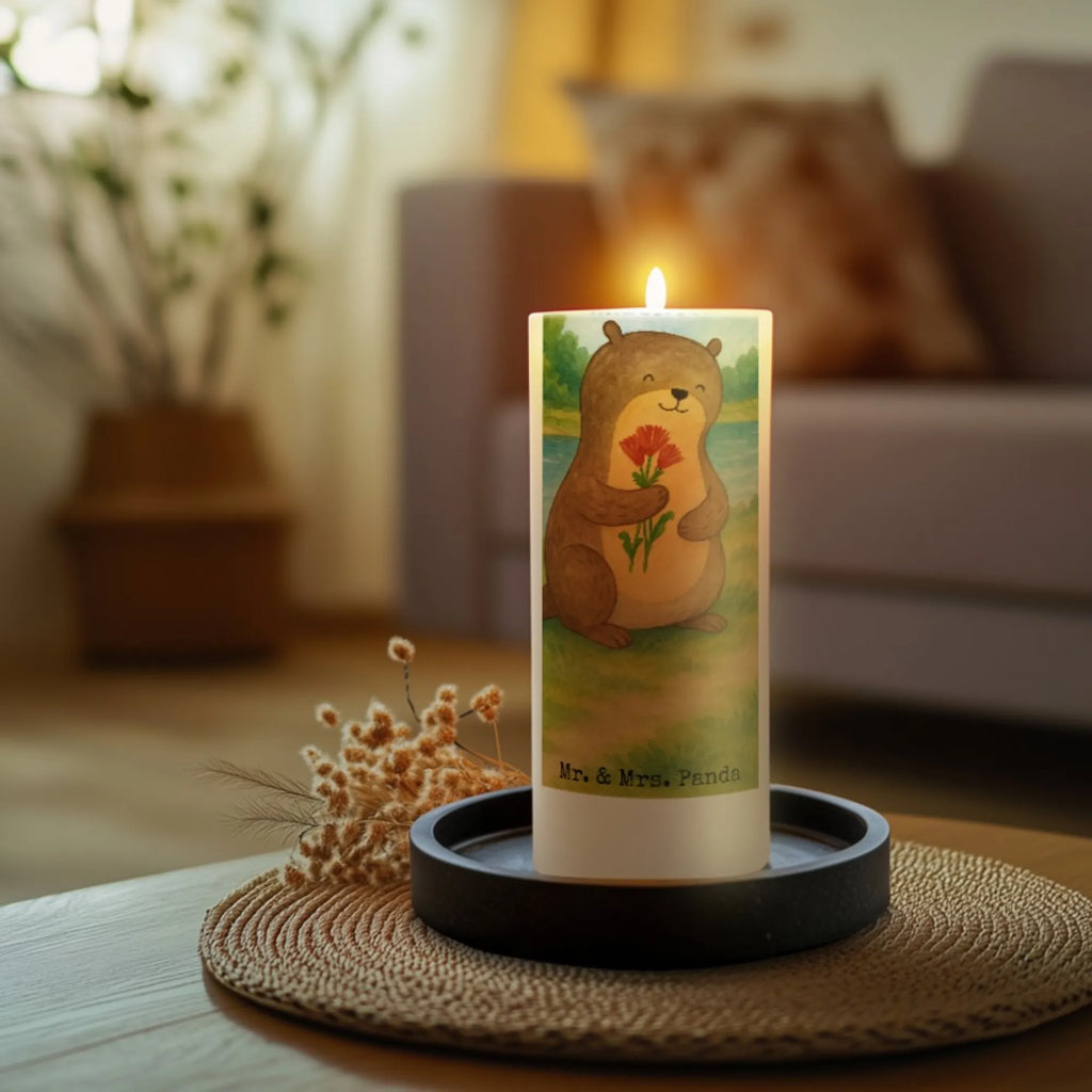 Personalisierte Kerze Otter Blumenstrauß Design Metall-Kerze Mit Namensgravur, Tafelkerze Mit Wunschname, Stumpenkerze Mit Namensgravur, Taufekerze Mit Namensgravur, Sojawachskerze Mit Namensdruck, Weihnachtskerze Mit Namensgravur, Kerze Für Hochzeit Mit Namensgravur, Kommunionkerze Mit Namen, Kerze Mit Namen, Blockkerze Mit Namensdruck, Duftkerze Mit Namen, Personalisierte Kerze, Kerze Mit Spruch Und Namen, Trauerkerze Mit Namen, Gartenkerze Mit Namen, Kerze Mit Prägung Und Wunschname, Grabkerze Mit Namensgravur, Tischkerze Mit Namensdruck, Teelicht Mit Namensdruck, Stearinkerze Mit Gravur, Bienenwachskerze Mit Wunschname, Firmungskerze Mit Wunschname, Outdoor-Kerze Mit Namensgravur, Adventskerze Mit Wunschname, Holz-Kerze Mit Namen, Osterkerze Mit Namen, Streukerze Mit Namensdruck, Bio-Kerze Mit Wunschname, Handgemachte Kerze Mit Wunschname, Stabkerze Mit Gravur, Kerzen-Set Mit Namensgravur, Andachtskerze Mit Namensgravur, Glas-Kerze Mit Wunschname, Fair-Trade-Kerze Mit Namensgravur, Gastgeschenk Kerze Mit Namen, LED-Kerze Mit Wunschname, Votivkerze Mit Wunschname, Laternenkerze Mit Namensdruck, Kerze Für Geburtstag Mit Wunschname, Gedenkkerze Mit Namen, Schwimmkerze Mit Namen, Handgegossene Kerze Mit Namen, Otter, Fischotter, Seeotter, Otter Seeotter See Otter