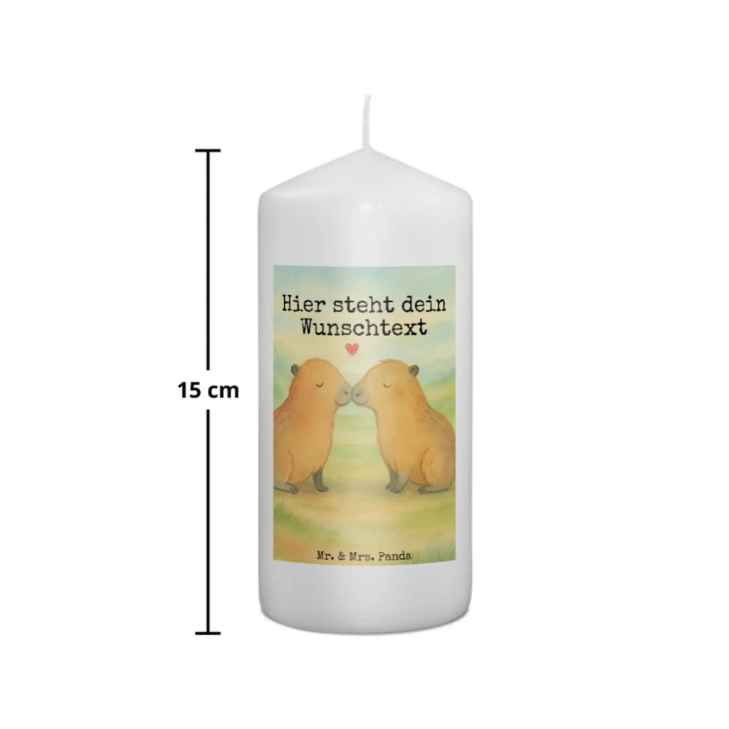 Personalisierte Kerze Capybara Liebe Design Taufekerze Mit Namensgravur, Sojawachskerze Mit Namensdruck, Kerzen-Set Mit Namensgravur, Gedenkkerze Mit Namen, Streukerze Mit Namensdruck, Votivkerze Mit Wunschname, Outdoor-Kerze Mit Namensgravur, Duftkerze Mit Namen, Gartenkerze Mit Namen, Kerze Mit Namen, Kerze Mit Spruch Und Namen, Weihnachtskerze Mit Namensgravur, Personalisierte Kerze, Osterkerze Mit Namen, Trauerkerze Mit Namen, Kommunionkerze Mit Namen, Grabkerze Mit Namensgravur, Handgemachte Kerze Mit Wunschname, Laternenkerze Mit Namensdruck, Schwimmkerze Mit Namen, Tischkerze Mit Namensdruck, Glas-Kerze Mit Wunschname, Adventskerze Mit Wunschname, Stearinkerze Mit Gravur, Metall-Kerze Mit Namensgravur, Andachtskerze Mit Namensgravur, Bio-Kerze Mit Wunschname, Firmungskerze Mit Wunschname, Stumpenkerze Mit Namensgravur, Handgegossene Kerze Mit Namen, Tafelkerze Mit Wunschname, Fair-Trade-Kerze Mit Namensgravur, Kerze Für Geburtstag Mit Wunschname, Kerze Für Hochzeit Mit Namensgravur, Bienenwachskerze Mit Wunschname, Teelicht Mit Namensdruck, LED-Kerze Mit Wunschname, Kerze Mit Prägung Und Wunschname, Blockkerze Mit Namensdruck, Stabkerze Mit Gravur, Holz-Kerze Mit Namen, Gastgeschenk Kerze Mit Namen, Tiermotive, Gute Laune, lustige Sprüche, Tiere, Liebesspruch, Jahrestag, Partnertiere, Handgezeichnet, verliebt, Du bist meins, Tierliebe, Paar, Beziehung, Ehejubiläum, Geschenkidee, Romantisches Geschenk, Liebe, Liebesbeweis, Capybara, Ich bin deins, Valentinstag, Kuschel Capybaras, Verschmolzen, Herzlich