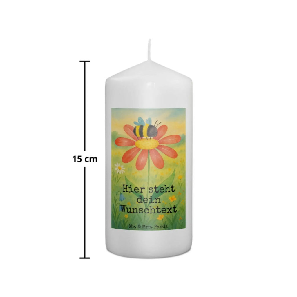 Personalisierte Kerze Hummel Blume Design Kerze Mit Namen, Kerze Für Hochzeit Mit Namensgravur, Fair-Trade-Kerze Mit Namensgravur, Blockkerze Mit Namensdruck, Outdoor-Kerze Mit Namensgravur, Gartenkerze Mit Namen, Duftkerze Mit Namen, Personalisierte Kerze, Tischkerze Mit Namensdruck, Glas-Kerze Mit Wunschname, Kommunionkerze Mit Namen, Trauerkerze Mit Namen, Kerze Mit Spruch Und Namen, Handgegossene Kerze Mit Namen, Streukerze Mit Namensdruck, Schwimmkerze Mit Namen, Adventskerze Mit Wunschname, Tafelkerze Mit Wunschname, Votivkerze Mit Wunschname, Grabkerze Mit Namensgravur, Kerze Mit Prägung Und Wunschname, Handgemachte Kerze Mit Wunschname, Taufekerze Mit Namensgravur, Stearinkerze Mit Gravur, Firmungskerze Mit Wunschname, Weihnachtskerze Mit Namensgravur, Sojawachskerze Mit Namensdruck, Holz-Kerze Mit Namen, Gastgeschenk Kerze Mit Namen, Bio-Kerze Mit Wunschname, Andachtskerze Mit Namensgravur, Kerze Für Geburtstag Mit Wunschname, LED-Kerze Mit Wunschname, Bienenwachskerze Mit Wunschname, Stumpenkerze Mit Namensgravur, Gedenkkerze Mit Namen, Osterkerze Mit Namen, Teelicht Mit Namensdruck, Stabkerze Mit Gravur, Kerzen-Set Mit Namensgravur, Metall-Kerze Mit Namensgravur, Laternenkerze Mit Namensdruck, Tiermotive, Gute Laune, lustige Sprüche, Tiere, Natur, Hummeln, Feld, Hummel, Blume, Wespe, Biene, Flauschig