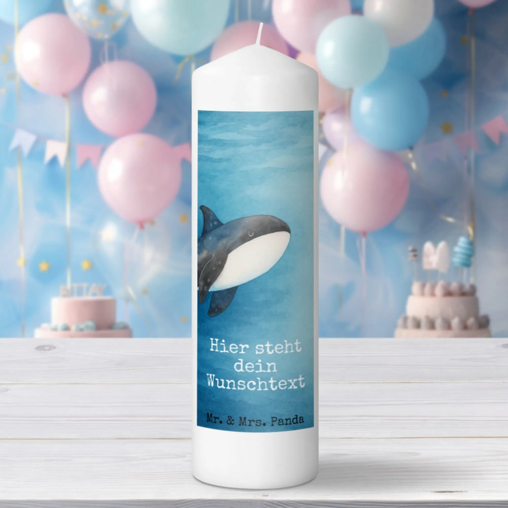 Personalisierte Kerze Orca Design Sojawachskerze Mit Namensdruck, Kerze Für Hochzeit Mit Namensgravur, Adventskerze Mit Wunschname, Votivkerze Mit Wunschname, LED-Kerze Mit Wunschname, Handgegossene Kerze Mit Namen, Trauerkerze Mit Namen, Stabkerze Mit Gravur, Grabkerze Mit Namensgravur, Tischkerze Mit Namensdruck, Bio-Kerze Mit Wunschname, Kerze Mit Namen, Outdoor-Kerze Mit Namensgravur, Holz-Kerze Mit Namen, Blockkerze Mit Namensdruck, Kerze Mit Prägung Und Wunschname, Fair-Trade-Kerze Mit Namensgravur, Kommunionkerze Mit Namen, Teelicht Mit Namensdruck, Firmungskerze Mit Wunschname, Kerze Für Geburtstag Mit Wunschname, Gedenkkerze Mit Namen, Metall-Kerze Mit Namensgravur, Stearinkerze Mit Gravur, Kerze Mit Spruch Und Namen, Duftkerze Mit Namen, Schwimmkerze Mit Namen, Streukerze Mit Namensdruck, Bienenwachskerze Mit Wunschname, Kerzen-Set Mit Namensgravur, Gartenkerze Mit Namen, Tafelkerze Mit Wunschname, Taufekerze Mit Namensgravur, Weihnachtskerze Mit Namensgravur, Handgemachte Kerze Mit Wunschname, Glas-Kerze Mit Wunschname, Gastgeschenk Kerze Mit Namen, Osterkerze Mit Namen, Andachtskerze Mit Namensgravur, Personalisierte Kerze, Stumpenkerze Mit Namensgravur, Laternenkerze Mit Namensdruck, Meerestiere, Meer, Urlaub, Motivation, Arbeit, Wal, Killerwal, Startup, Büro, Orcas, Selbstliebe, Neustart, Orca, Möglichkeiten