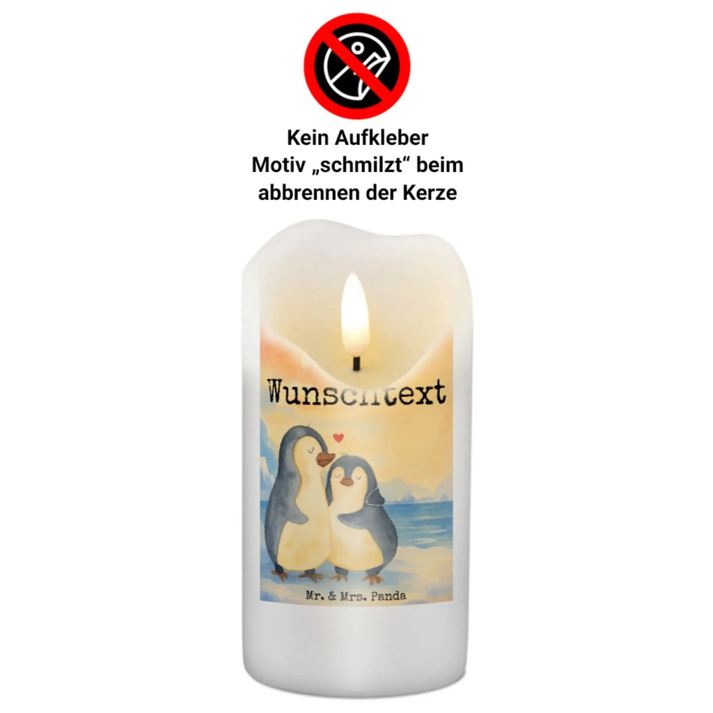 Personalisierte Kerze Pinguin umarmen Design Bio-Kerze Mit Wunschname, Holz-Kerze Mit Namen, Kerze Für Hochzeit Mit Namensgravur, Kerze Mit Spruch Und Namen, Gedenkkerze Mit Namen, Osterkerze Mit Namen, LED-Kerze Mit Wunschname, Kerze Mit Namen, Sojawachskerze Mit Namensdruck, Kerze Für Geburtstag Mit Wunschname, Metall-Kerze Mit Namensgravur, Weihnachtskerze Mit Namensgravur, Tischkerze Mit Namensdruck, Laternenkerze Mit Namensdruck, Stabkerze Mit Gravur, Schwimmkerze Mit Namen, Andachtskerze Mit Namensgravur, Taufekerze Mit Namensgravur, Kerze Mit Prägung Und Wunschname, Gastgeschenk Kerze Mit Namen, Handgegossene Kerze Mit Namen, Tafelkerze Mit Wunschname, Streukerze Mit Namensdruck, Grabkerze Mit Namensgravur, Outdoor-Kerze Mit Namensgravur, Trauerkerze Mit Namen, Kommunionkerze Mit Namen, Firmungskerze Mit Wunschname, Kerzen-Set Mit Namensgravur, Stearinkerze Mit Gravur, Stumpenkerze Mit Namensgravur, Duftkerze Mit Namen, Fair-Trade-Kerze Mit Namensgravur, Handgemachte Kerze Mit Wunschname, Gartenkerze Mit Namen, Adventskerze Mit Wunschname, Personalisierte Kerze, Votivkerze Mit Wunschname, Glas-Kerze Mit Wunschname, Teelicht Mit Namensdruck, Blockkerze Mit Namensdruck, Bienenwachskerze Mit Wunschname, Pinguin, Jahrestag, Hochzeit, Liebe, Liebesgeschenk, Hochzeitsgeschenk, Hochzeitstag, Liebesbeweis, Liebespaar, Verlobung