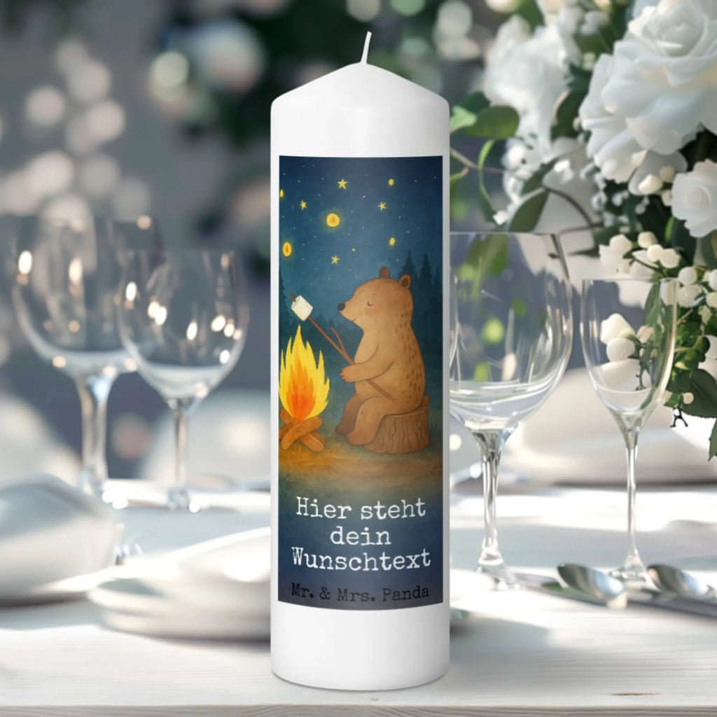 Personalisierte Kerze Bär & Marienkäfer Lagerfeuer Design Trauerkerze Mit Namen, Grabkerze Mit Namensgravur, Kerze Mit Namen, Stumpenkerze Mit Namensgravur, Holz-Kerze Mit Namen, Kerze Mit Spruch Und Namen, Weihnachtskerze Mit Namensgravur, Outdoor-Kerze Mit Namensgravur, Duftkerze Mit Namen, Kerze Für Hochzeit Mit Namensgravur, Stearinkerze Mit Gravur, Teelicht Mit Namensdruck, Metall-Kerze Mit Namensgravur, Kommunionkerze Mit Namen, LED-Kerze Mit Wunschname, Glas-Kerze Mit Wunschname, Streukerze Mit Namensdruck, Gedenkkerze Mit Namen, Kerze Mit Prägung Und Wunschname, Sojawachskerze Mit Namensdruck, Bienenwachskerze Mit Wunschname, Taufekerze Mit Namensgravur, Schwimmkerze Mit Namen, Kerze Für Geburtstag Mit Wunschname, Gastgeschenk Kerze Mit Namen, Adventskerze Mit Wunschname, Votivkerze Mit Wunschname, Tafelkerze Mit Wunschname, Blockkerze Mit Namensdruck, Tischkerze Mit Namensdruck, Handgegossene Kerze Mit Namen, Personalisierte Kerze, Kerzen-Set Mit Namensgravur, Laternenkerze Mit Namensdruck, Andachtskerze Mit Namensgravur, Firmungskerze Mit Wunschname, Osterkerze Mit Namen, Stabkerze Mit Gravur, Handgemachte Kerze Mit Wunschname, Bio-Kerze Mit Wunschname, Fair-Trade-Kerze Mit Namensgravur, Gartenkerze Mit Namen, Bär, Teddy, Teddybär, Lagerfeuer