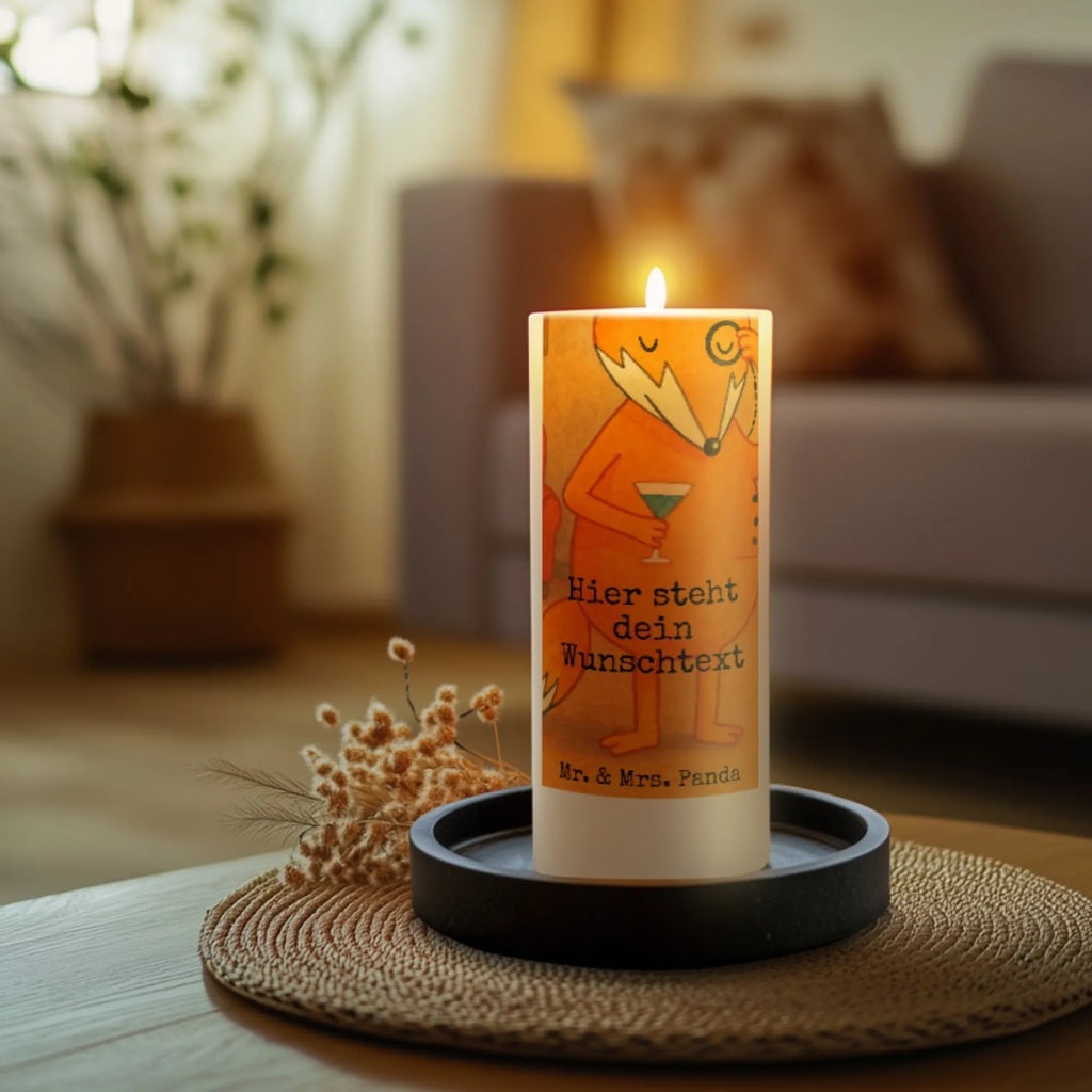 Personalisierte Kerze Fuchs Lord Design Duftkerze Mit Namen, Trauerkerze Mit Namen, Tafelkerze Mit Wunschname, Personalisierte Kerze, Bienenwachskerze Mit Wunschname, Gastgeschenk Kerze Mit Namen, Taufekerze Mit Namensgravur, Gartenkerze Mit Namen, Kerze Mit Prägung Und Wunschname, Streukerze Mit Namensdruck, Kerze Mit Namen, Votivkerze Mit Wunschname, Adventskerze Mit Wunschname, Handgemachte Kerze Mit Wunschname, Tischkerze Mit Namensdruck, Osterkerze Mit Namen, Metall-Kerze Mit Namensgravur, Laternenkerze Mit Namensdruck, Outdoor-Kerze Mit Namensgravur, LED-Kerze Mit Wunschname, Glas-Kerze Mit Wunschname, Kerzen-Set Mit Namensgravur, Fair-Trade-Kerze Mit Namensgravur, Teelicht Mit Namensdruck, Holz-Kerze Mit Namen, Firmungskerze Mit Wunschname, Sojawachskerze Mit Namensdruck, Bio-Kerze Mit Wunschname, Handgegossene Kerze Mit Namen, Kommunionkerze Mit Namen, Kerze Für Hochzeit Mit Namensgravur, Weihnachtskerze Mit Namensgravur, Andachtskerze Mit Namensgravur, Grabkerze Mit Namensgravur, Stearinkerze Mit Gravur, Gedenkkerze Mit Namen, Stumpenkerze Mit Namensgravur, Kerze Mit Spruch Und Namen, Kerze Für Geburtstag Mit Wunschname, Schwimmkerze Mit Namen, Blockkerze Mit Namensdruck, Stabkerze Mit Gravur, Fuchs, Liebeskummer Geschenk, tröstende Worte, Spruch lustig, Motivation Spruch, Problemlösung, Füchse