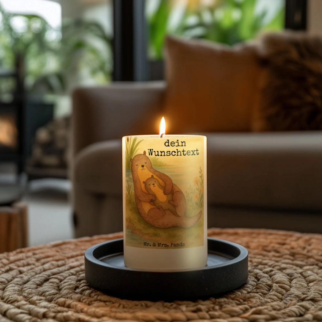 Personalisierte Kerze Otter Kind Design Glas-Kerze Mit Wunschname, Duftkerze Mit Namen, Stearinkerze Mit Gravur, Kerzen-Set Mit Namensgravur, Sojawachskerze Mit Namensdruck, Holz-Kerze Mit Namen, Andachtskerze Mit Namensgravur, Bio-Kerze Mit Wunschname, Kerze Mit Namen, LED-Kerze Mit Wunschname, Kerze Für Geburtstag Mit Wunschname, Handgegossene Kerze Mit Namen, Handgemachte Kerze Mit Wunschname, Kerze Mit Spruch Und Namen, Grabkerze Mit Namensgravur, Gartenkerze Mit Namen, Laternenkerze Mit Namensdruck, Streukerze Mit Namensdruck, Stabkerze Mit Gravur, Bienenwachskerze Mit Wunschname, Trauerkerze Mit Namen, Blockkerze Mit Namensdruck, Tischkerze Mit Namensdruck, Gastgeschenk Kerze Mit Namen, Votivkerze Mit Wunschname, Tafelkerze Mit Wunschname, Kerze Für Hochzeit Mit Namensgravur, Teelicht Mit Namensdruck, Weihnachtskerze Mit Namensgravur, Schwimmkerze Mit Namen, Kommunionkerze Mit Namen, Metall-Kerze Mit Namensgravur, Adventskerze Mit Wunschname, Taufekerze Mit Namensgravur, Outdoor-Kerze Mit Namensgravur, Kerze Mit Prägung Und Wunschname, Personalisierte Kerze, Firmungskerze Mit Wunschname, Stumpenkerze Mit Namensgravur, Osterkerze Mit Namen, Fair-Trade-Kerze Mit Namensgravur, Gedenkkerze Mit Namen, Otter, Fischotter, Seeotter, Otter Seeotter See Otter