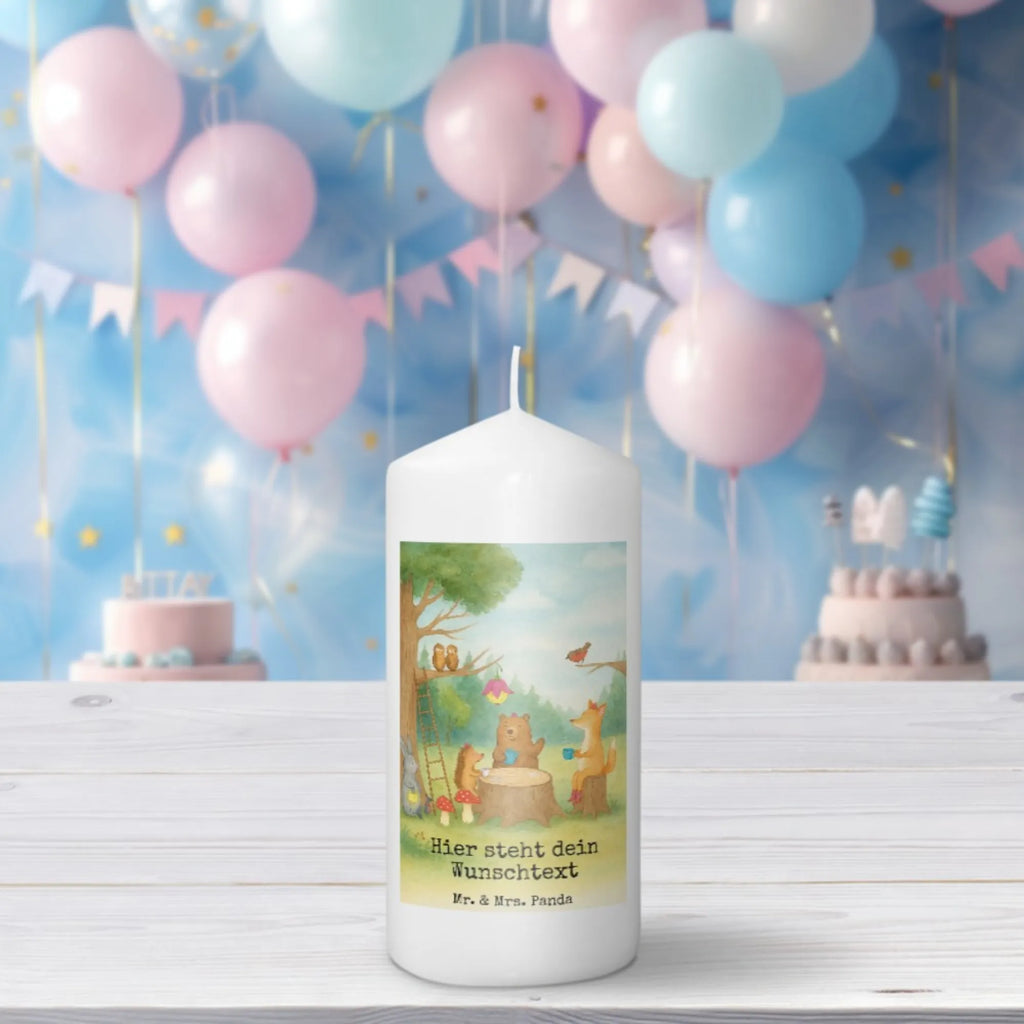 Personalisierte Kerze Waldtiere Picknick Design Kerze Für Hochzeit Mit Namensgravur, Votivkerze Mit Wunschname, Schwimmkerze Mit Namen, Kerze Mit Spruch Und Namen, Personalisierte Kerze, Tischkerze Mit Namensdruck, Kerze Für Geburtstag Mit Wunschname, Kerze Mit Namen, Holz-Kerze Mit Namen, Weihnachtskerze Mit Namensgravur, Kommunionkerze Mit Namen, Fair-Trade-Kerze Mit Namensgravur, Stabkerze Mit Gravur, Metall-Kerze Mit Namensgravur, Bienenwachskerze Mit Wunschname, Firmungskerze Mit Wunschname, Taufekerze Mit Namensgravur, Streukerze Mit Namensdruck, Blockkerze Mit Namensdruck, Handgemachte Kerze Mit Wunschname, Kerze Mit Prägung Und Wunschname, Gartenkerze Mit Namen, Andachtskerze Mit Namensgravur, Duftkerze Mit Namen, Gedenkkerze Mit Namen, Osterkerze Mit Namen, LED-Kerze Mit Wunschname, Laternenkerze Mit Namensdruck, Stumpenkerze Mit Namensgravur, Outdoor-Kerze Mit Namensgravur, Sojawachskerze Mit Namensdruck, Trauerkerze Mit Namen, Gastgeschenk Kerze Mit Namen, Kerzen-Set Mit Namensgravur, Bio-Kerze Mit Wunschname, Tafelkerze Mit Wunschname, Adventskerze Mit Wunschname, Stearinkerze Mit Gravur, Glas-Kerze Mit Wunschname, Teelicht Mit Namensdruck, Grabkerze Mit Namensgravur, Handgegossene Kerze Mit Namen, Tiermotive, Gute Laune, lustige Sprüche, Tiere, Maus, Fuchs, Picknick, Wald, Eichhörnchen, Waldtiere, Hase, Igel