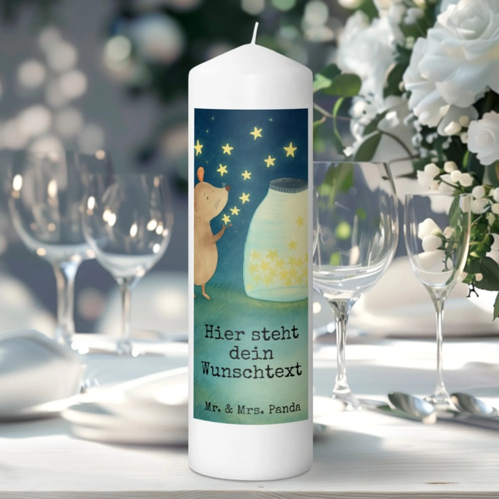 Personalisierte Kerze Maus Sterne Design Metall-Kerze Mit Namensgravur, Fair-Trade-Kerze Mit Namensgravur, Laternenkerze Mit Namensdruck, Duftkerze Mit Namen, Kerze Für Geburtstag Mit Wunschname, Adventskerze Mit Wunschname, Teelicht Mit Namensdruck, Osterkerze Mit Namen, Handgemachte Kerze Mit Wunschname, Blockkerze Mit Namensdruck, Tafelkerze Mit Wunschname, Weihnachtskerze Mit Namensgravur, Holz-Kerze Mit Namen, Gedenkkerze Mit Namen, Sojawachskerze Mit Namensdruck, Tischkerze Mit Namensdruck, Trauerkerze Mit Namen, Stabkerze Mit Gravur, Personalisierte Kerze, Firmungskerze Mit Wunschname, Kerze Für Hochzeit Mit Namensgravur, Bienenwachskerze Mit Wunschname, Glas-Kerze Mit Wunschname, Kerze Mit Namen, Kerzen-Set Mit Namensgravur, Kommunionkerze Mit Namen, Schwimmkerze Mit Namen, Handgegossene Kerze Mit Namen, Outdoor-Kerze Mit Namensgravur, Taufekerze Mit Namensgravur, Gastgeschenk Kerze Mit Namen, Stearinkerze Mit Gravur, Andachtskerze Mit Namensgravur, Kerze Mit Spruch Und Namen, Votivkerze Mit Wunschname, Bio-Kerze Mit Wunschname, Gartenkerze Mit Namen, Grabkerze Mit Namensgravur, Streukerze Mit Namensdruck, Stumpenkerze Mit Namensgravur, Kerze Mit Prägung Und Wunschname, LED-Kerze Mit Wunschname, Tiermotive, Gute Laune, lustige Sprüche, Tiere, Kindergeburtstag, Hoffnung, Wunsch, Taufgeschenk, Geburt, Geburtstag, Träume, Kind, Sterne, Schwangerschaft, Maus, erstes Kind, Taufe
