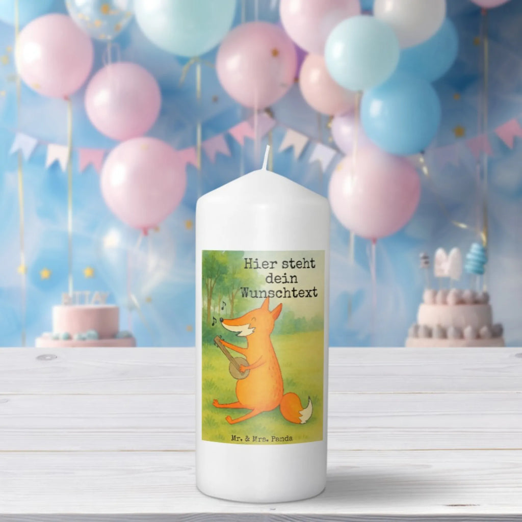 Personalisierte Kerze Fuchs Gitarre Design Glas-Kerze Mit Wunschname, Trauerkerze Mit Namen, Bienenwachskerze Mit Wunschname, Gartenkerze Mit Namen, Kerze Mit Namen, Teelicht Mit Namensdruck, Taufekerze Mit Namensgravur, Kerze Für Geburtstag Mit Wunschname, Metall-Kerze Mit Namensgravur, Streukerze Mit Namensdruck, Adventskerze Mit Wunschname, Kommunionkerze Mit Namen, Tischkerze Mit Namensdruck, Outdoor-Kerze Mit Namensgravur, Holz-Kerze Mit Namen, Blockkerze Mit Namensdruck, Kerzen-Set Mit Namensgravur, Duftkerze Mit Namen, Schwimmkerze Mit Namen, Andachtskerze Mit Namensgravur, LED-Kerze Mit Wunschname, Weihnachtskerze Mit Namensgravur, Sojawachskerze Mit Namensdruck, Bio-Kerze Mit Wunschname, Firmungskerze Mit Wunschname, Osterkerze Mit Namen, Gastgeschenk Kerze Mit Namen, Handgemachte Kerze Mit Wunschname, Votivkerze Mit Wunschname, Stabkerze Mit Gravur, Laternenkerze Mit Namensdruck, Kerze Mit Prägung Und Wunschname, Personalisierte Kerze, Kerze Mit Spruch Und Namen, Stumpenkerze Mit Namensgravur, Grabkerze Mit Namensgravur, Handgegossene Kerze Mit Namen, Gedenkkerze Mit Namen, Tafelkerze Mit Wunschname, Stearinkerze Mit Gravur, Fair-Trade-Kerze Mit Namensgravur, Kerze Für Hochzeit Mit Namensgravur, Fuchs, Sänger, Geschenk Musiker, Gitarre, Füchse, Musik Spruch, Musikerin, Sängerin