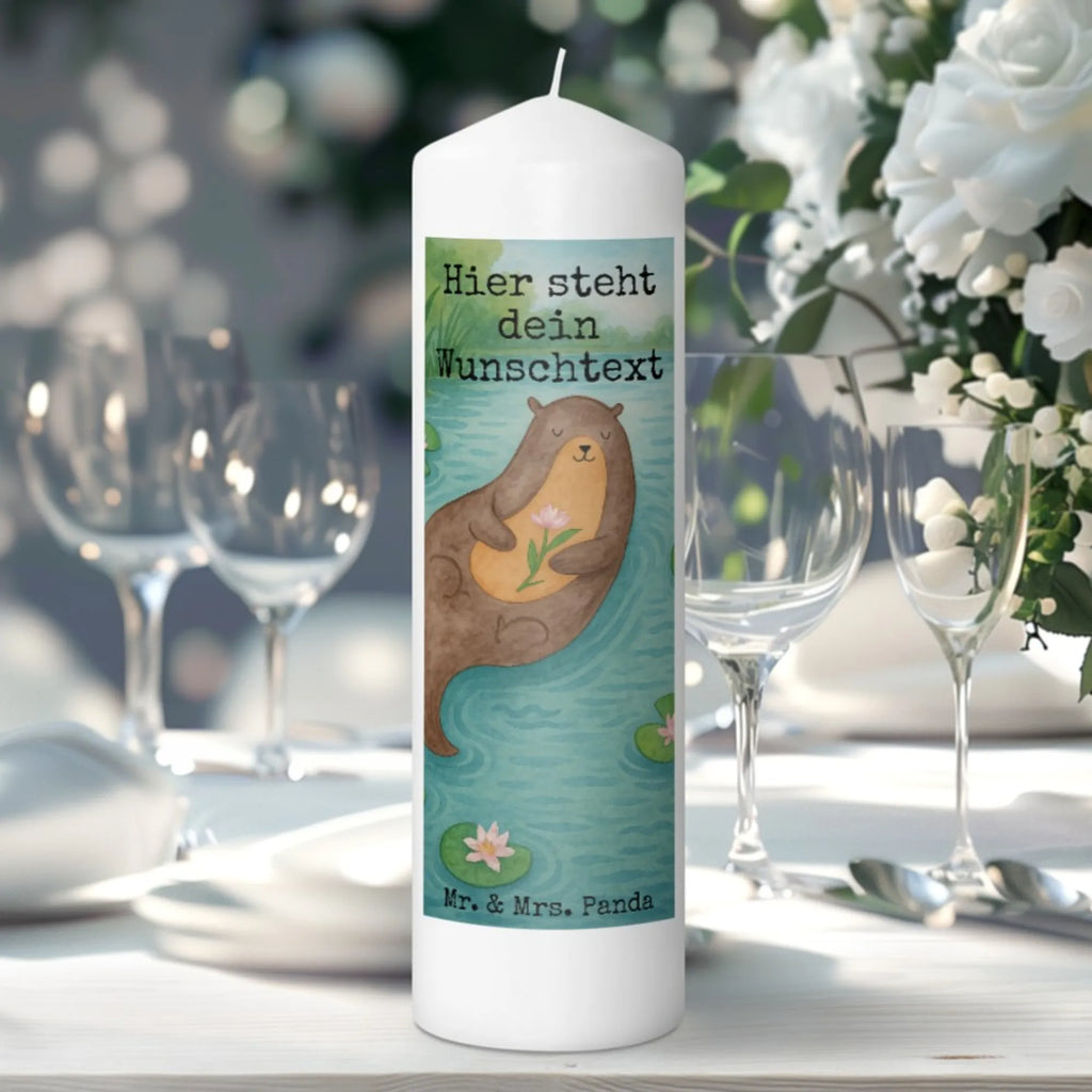 Personalisierte Kerze Otter Seerose Design Trauerkerze Mit Namen, Kerze Für Hochzeit Mit Namensgravur, Schwimmkerze Mit Namen, Stumpenkerze Mit Namensgravur, Kerze Mit Namen, Weihnachtskerze Mit Namensgravur, Streukerze Mit Namensdruck, Outdoor-Kerze Mit Namensgravur, Kerze Mit Spruch Und Namen, Taufekerze Mit Namensgravur, Bienenwachskerze Mit Wunschname, LED-Kerze Mit Wunschname, Handgegossene Kerze Mit Namen, Stabkerze Mit Gravur, Teelicht Mit Namensdruck, Blockkerze Mit Namensdruck, Sojawachskerze Mit Namensdruck, Gartenkerze Mit Namen, Laternenkerze Mit Namensdruck, Tafelkerze Mit Wunschname, Metall-Kerze Mit Namensgravur, Adventskerze Mit Wunschname, Kommunionkerze Mit Namen, Votivkerze Mit Wunschname, Bio-Kerze Mit Wunschname, Fair-Trade-Kerze Mit Namensgravur, Osterkerze Mit Namen, Personalisierte Kerze, Glas-Kerze Mit Wunschname, Kerze Für Geburtstag Mit Wunschname, Duftkerze Mit Namen, Kerzen-Set Mit Namensgravur, Grabkerze Mit Namensgravur, Andachtskerze Mit Namensgravur, Gastgeschenk Kerze Mit Namen, Gedenkkerze Mit Namen, Stearinkerze Mit Gravur, Tischkerze Mit Namensdruck, Handgemachte Kerze Mit Wunschname, Firmungskerze Mit Wunschname, Holz-Kerze Mit Namen, Kerze Mit Prägung Und Wunschname, Otter, Fischotter, Seeotter, Otter Seeotter See Otter