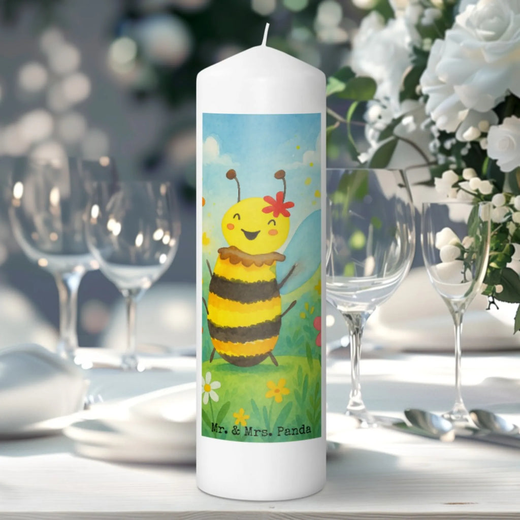 Kerze Biene Happy Design Trauerkerze, Stumpenkerzen-Set, Kerze Mit Motiv, Laternenkerze, Tafelkerze, Kerze Mit Gravur, Streukerze, Dinnerkerzenpaar, Dinnerkerze, Duftkerze, Glas-Kerze, Kerze Für Advent, Stabkerze, Kerze Für Geburtstag, Gedenkkerze, Kerze Mit Namensgravur, Kerze Ohne Duft, Kerze Mit Fotoeinleger, Grabkerze, Metall-Kerze, Blockkerze, Kerze, Kerze Für Firmung, Kerze Für Ostern, Kerze Mit Duft, Gartenkerze, Teelicht, Andachtskerze, Kerze Für Hochzeit, Kerze Als Gastgeschenk, Kerze Für Weihnachten, Sojawachskerze, Handgegossene Kerze, Kerze Für Taufe, Handgemachte Kerze, Kerze Mit Spruch, Stumpenkerze, Fair-Trade-Kerze, Kerze Mit Prägung, Tischkerze, Votivkerze, Kerze Für Kommunion, Grablicht, Stearin­kerze, Outdoor-Kerze, Bio-Kerze, Biene, Wespe, Hummel