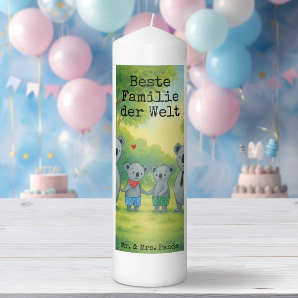 Kerze Koala Familie zwei Design Outdoor-Kerze, Kerze Für Firmung, Grablicht, Duftkerze, Kerze Mit Gravur, Dinnerkerze, Kerze Mit Namensgravur, Tischkerze, Kerze, Laternenkerze, Glas-Kerze, Metall-Kerze, Kerze Für Advent, Stumpenkerzen-Set, Grabkerze, Bio-Kerze, Fair-Trade-Kerze, Handgegossene Kerze, Kerze Mit Fotoeinleger, Kerze Für Kommunion, Kerze Als Gastgeschenk, Kerze Für Taufe, Votivkerze, Gedenkkerze, Kerze Mit Prägung, Dinnerkerzenpaar, Andachtskerze, Kerze Mit Spruch, Tafelkerze, Sojawachskerze, Stumpenkerze, Streukerze, Kerze Ohne Duft, Gartenkerze, Kerze Mit Motiv, Kerze Für Hochzeit, Teelicht, Kerze Für Geburtstag, Kerze Mit Duft, Handgemachte Kerze, Kerze Für Weihnachten, Trauerkerze, Stabkerze, Blockkerze, Kerze Für Ostern, Stearin­kerze, Familie, Vatertag, Muttertag, Bruder, Schwester, Mama, Papa, Oma, Opa, Lieblingsfamilie, Familienzeit, Koalafamilie, Koala, Koalabär, Familienleben, beste Familie