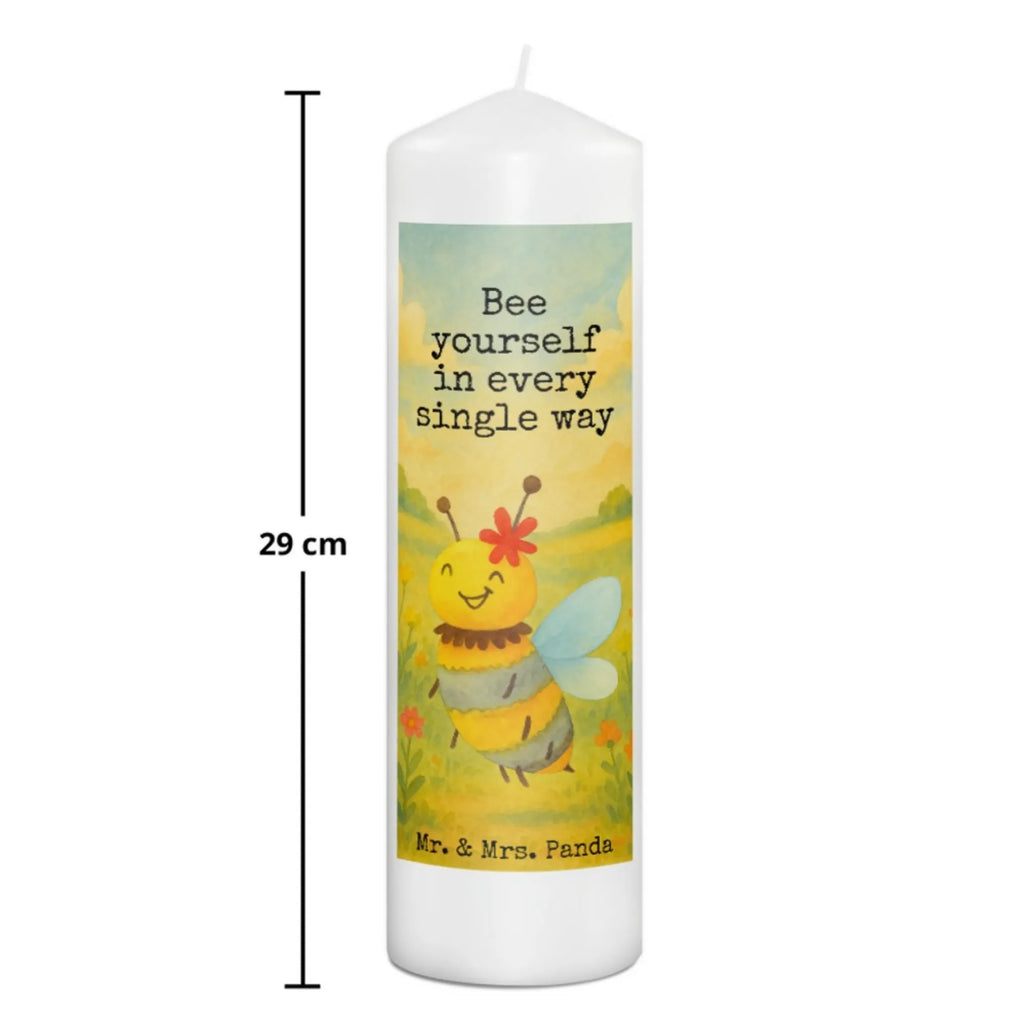 Kerze Biene Blume Design Tafelkerze, Kerze Als Gastgeschenk, Votivkerze, Metall-Kerze, Stumpenkerze, Sojawachskerze, Tischkerze, Trauerkerze, Glas-Kerze, Kerze Für Firmung, Dinnerkerze, Fair-Trade-Kerze, Kerze Mit Gravur, Handgegossene Kerze, Grablicht, Stabkerze, Kerze Ohne Duft, Stumpenkerzen-Set, Gartenkerze, Dinnerkerzenpaar, Kerze Für Ostern, Kerze Für Geburtstag, Teelicht, Streukerze, Kerze Mit Motiv, Kerze Für Weihnachten, Kerze Mit Duft, Kerze Für Kommunion, Andachtskerze, Laternenkerze, Stearin­kerze, Kerze Für Taufe, Gedenkkerze, Bio-Kerze, Kerze Mit Spruch, Blockkerze, Kerze Mit Prägung, Grabkerze, Duftkerze, Kerze, Kerze Für Hochzeit, Outdoor-Kerze, Handgemachte Kerze, Kerze Für Advent, Kerze Mit Fotoeinleger, Kerze Mit Namensgravur, Biene, Wespe, Hummel