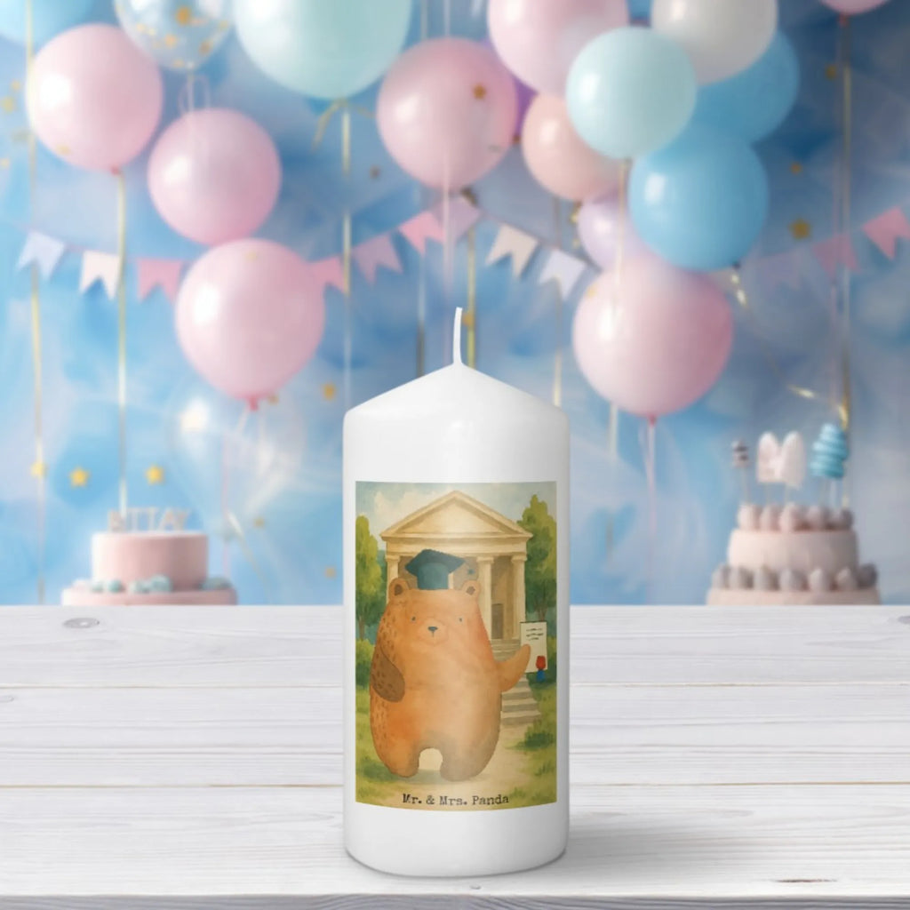 świeca Niedźwiedź Egzamin Design Kerze Für Taufe, Blockkerze, Stabkerze, Metall-Kerze, Stumpenkerze, Kerze Mit Gravur, Kerze Für Ostern, Tischkerze, Kerze Mit Prägung, Sojawachskerze, Bio-Kerze, Tafelkerze, Stearin­kerze, Kerze, Andachtskerze, Duftkerze, Votivkerze, Teelicht, Gartenkerze, Fair-Trade-Kerze, Kerze Mit Spruch, Glas-Kerze, Kerze Für Hochzeit, Kerze Als Gastgeschenk, Grabkerze, Stumpenkerzen-Set, Laternenkerze, Kerze Für Weihnachten, Kerze Für Firmung, Kerze Mit Duft, Kerze Für Geburtstag, Kerze Mit Motiv, Grablicht, Streukerze, Kerze Mit Fotoeinleger, Kerze Für Advent, Dinnerkerzenpaar, Handgemachte Kerze, Gedenkkerze, Kerze Für Kommunion, Dinnerkerze, Handgegossene Kerze, Kerze Mit Namensgravur, Kerze Ohne Duft, Trauerkerze, Outdoor-Kerze, Bär, Teddy, Teddybär, Zeugnis, Prüfungen, Abschluss, Abschlusszeugnis, Abitur, Prüfung bestanden