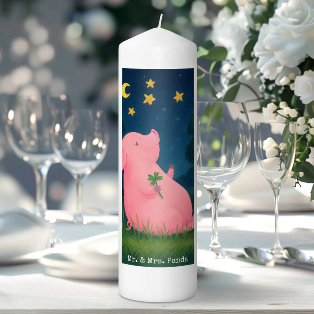 Kerze Schwein Glück Design Kerze Für Weihnachten, Kerze Mit Duft, Fair-Trade-Kerze, Dinnerkerze, Tischkerze, Kerze, Kerze Ohne Duft, Duftkerze, Metall-Kerze, Stabkerze, Sojawachskerze, Kerze Für Kommunion, Blockkerze, Kerze Mit Fotoeinleger, Kerze Für Hochzeit, Handgegossene Kerze, Trauerkerze, Kerze Für Geburtstag, Glas-Kerze, Grabkerze, Kerze Mit Gravur, Tafelkerze, Kerze Für Advent, Kerze Als Gastgeschenk, Kerze Für Ostern, Kerze Mit Namensgravur, Votivkerze, Kerze Mit Spruch, Stumpenkerze, Bio-Kerze, Handgemachte Kerze, Andachtskerze, Gedenkkerze, Kerze Für Firmung, Teelicht, Kerze Mit Motiv, Grablicht, Dinnerkerzenpaar, Laternenkerze, Stearin­kerze, Gartenkerze, Streukerze, Outdoor-Kerze, Kerze Mit Prägung, Stumpenkerzen-Set, Kerze Für Taufe, Tiermotive, Gute Laune, lustige Sprüche, Tiere, Ziele, Glücksschwein. Glück, Träume, Schwein, Sterne, Schweinchen, Sernchen, Glücksbringer, Motivation