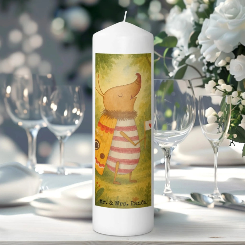 Kerze Nachtfalter Fähnchen Design Kerze Mit Fotoeinleger, Handgemachte Kerze, Trauerkerze, Stumpenkerzen-Set, Andachtskerze, Tafelkerze, Kerze Mit Motiv, Kerze Für Kommunion, Sojawachskerze, Kerze Für Ostern, Gartenkerze, Kerze, Teelicht, Outdoor-Kerze, Kerze Als Gastgeschenk, Metall-Kerze, Kerze Für Geburtstag, Fair-Trade-Kerze, Kerze Für Weihnachten, Kerze Für Advent, Glas-Kerze, Grablicht, Blockkerze, Kerze Mit Prägung, Laternenkerze, Kerze Für Taufe, Kerze Mit Spruch, Votivkerze, Kerze Mit Duft, Handgegossene Kerze, Stabkerze, Kerze Für Firmung, Stearin­kerze, Kerze Ohne Duft, Stumpenkerze, Bio-Kerze, Kerze Mit Namensgravur, Kerze Mit Gravur, Grabkerze, Kerze Für Hochzeit, Duftkerze, Dinnerkerzenpaar, Streukerze, Dinnerkerze, Gedenkkerze, Tischkerze, Tiermotive, Gute Laune, lustige Sprüche, Tiere, Spruch lustig, Spruch witzig, Nachtfalter, süß, niedlich, Küche Deko, Was kostet die Welt, Käfer