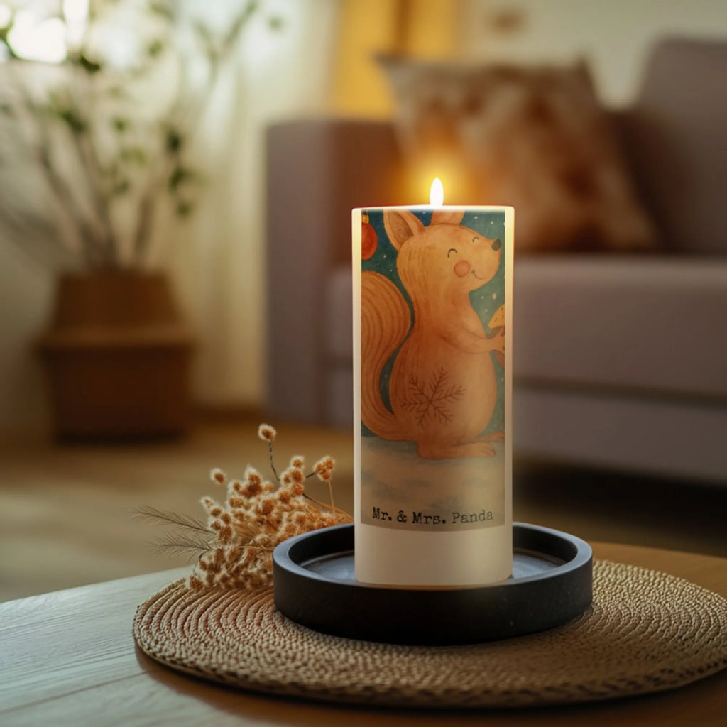 Kerze Eichhörnchen Weihnachten Design Gedenkkerze, Teelicht, Kerze Für Firmung, Tischkerze, Fair-Trade-Kerze, Kerze Für Kommunion, Gartenkerze, Stearin­kerze, Kerze Mit Prägung, Duftkerze, Glas-Kerze, Kerze Für Geburtstag, Trauerkerze, Streukerze, Dinnerkerze, Kerze Mit Duft, Handgegossene Kerze, Outdoor-Kerze, Metall-Kerze, Votivkerze, Kerze, Laternenkerze, Grablicht, Stumpenkerze, Kerze Mit Fotoeinleger, Kerze Für Weihnachten, Kerze Als Gastgeschenk, Handgemachte Kerze, Kerze Mit Motiv, Andachtskerze, Kerze Mit Gravur, Kerze Für Ostern, Blockkerze, Grabkerze, Kerze Mit Spruch, Kerze Für Taufe, Kerze Für Hochzeit, Sojawachskerze, Kerze Mit Namensgravur, Dinnerkerzenpaar, Stabkerze, Tafelkerze, Kerze Für Advent, Kerze Ohne Duft, Bio-Kerze, Stumpenkerzen-Set, Winter, Weihnachten, Weihnachtsdeko, Nikolaus, Advent, Heiligabend, Wintermotiv, Guten Rutsch, Frohe Weihnachten, Weihnachtsgruß, Frohes neues Jahr, Weihnachtsmotiv, Neujahr, Vogel