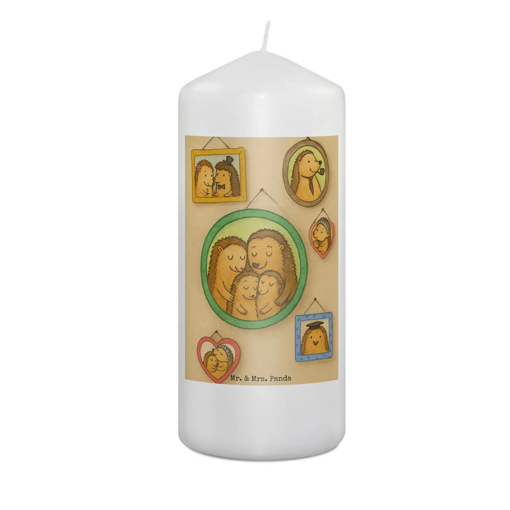 Kerze Igel Familie Design Kerze Mit Namensgravur, Kerze Ohne Duft, Kerze Mit Duft, Stumpenkerze, Votivkerze, Metall-Kerze, Teelicht, Tischkerze, Tafelkerze, Kerze Mit Fotoeinleger, Kerze Mit Spruch, Bio-Kerze, Handgegossene Kerze, Kerze Für Firmung, Dinnerkerzenpaar, Andachtskerze, Grabkerze, Gartenkerze, Glas-Kerze, Kerze Für Weihnachten, Kerze Für Ostern, Kerze Für Advent, Stumpenkerzen-Set, Blockkerze, Streukerze, Kerze Mit Motiv, Kerze Mit Prägung, Outdoor-Kerze, Kerze Für Kommunion, Kerze Mit Gravur, Kerze Für Geburtstag, Fair-Trade-Kerze, Kerze Für Hochzeit, Laternenkerze, Stabkerze, Sojawachskerze, Duftkerze, Handgemachte Kerze, Kerze, Trauerkerze, Kerze Für Taufe, Stearin­kerze, Kerze Als Gastgeschenk, Grablicht, Dinnerkerze, Gedenkkerze, Familie, Vatertag, Muttertag, Bruder, Schwester, Mama, Papa, Oma, Opa, Zusammenhalt, Bilder, Glück, Igel, Liebe