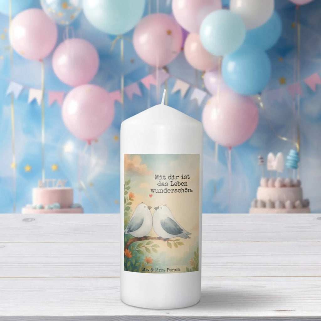 Kerze Turteltauben Liebe Design Kerze Für Firmung, Bio-Kerze, Kerze Für Ostern, Stabkerze, Handgegossene Kerze, Votivkerze, Streukerze, Handgemachte Kerze, Blockkerze, Grabkerze, Trauerkerze, Kerze Mit Prägung, Tafelkerze, Kerze Für Geburtstag, Fair-Trade-Kerze, Kerze Mit Motiv, Kerze Mit Namensgravur, Stearin­kerze, Sojawachskerze, Stumpenkerzen-Set, Laternenkerze, Kerze Mit Spruch, Kerze Ohne Duft, Kerze Mit Gravur, Duftkerze, Gedenkkerze, Kerze Für Advent, Glas-Kerze, Kerze Für Kommunion, Tischkerze, Grablicht, Teelicht, Andachtskerze, Dinnerkerze, Kerze, Metall-Kerze, Kerze Für Taufe, Kerze Für Hochzeit, Stumpenkerze, Dinnerkerzenpaar, Gartenkerze, Kerze Mit Duft, Kerze Für Weihnachten, Kerze Mit Fotoeinleger, Kerze Als Gastgeschenk, Outdoor-Kerze, Liebe, Partner, Freund, Freundin, Ehemann, Ehefrau, Heiraten, Verlobung, Heiratsantrag, Liebesgeschenk, Jahrestag, Hocheitstag, Verliebt, Tauben, Geschenk Hochzeit, Geschenk Freund, Turteltäubchen, Hochzeitstag, Turteltauben, Verlobt, Liebesbeweis, Geschenk Freundin, Verheiratet