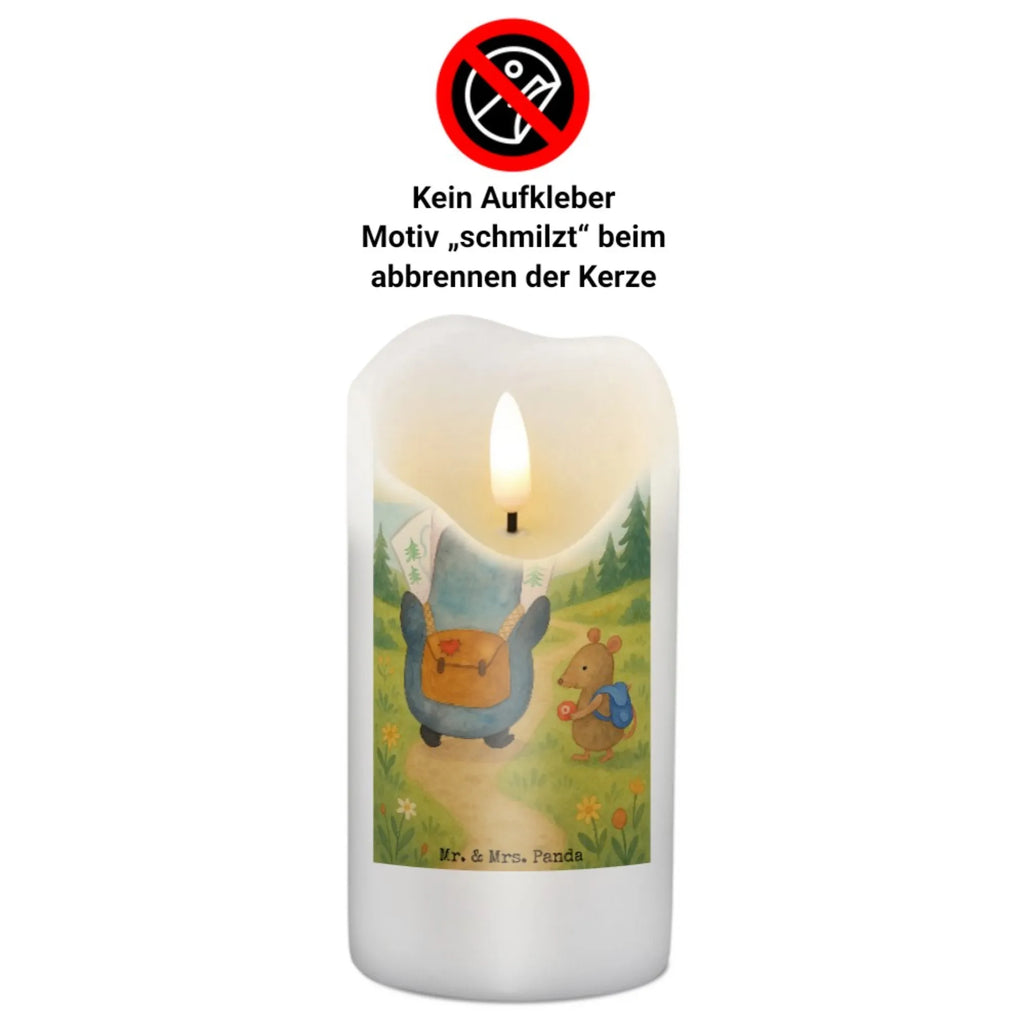 Kerze Pinguin & Maus Wanderer Design Kerze Für Weihnachten, Kerze Mit Namensgravur, Grablicht, Andachtskerze, Kerze Für Ostern, Tafelkerze, Kerze Mit Prägung, Dinnerkerze, Outdoor-Kerze, Kerze Für Geburtstag, Votivkerze, Kerze Für Advent, Teelicht, Duftkerze, Dinnerkerzenpaar, Handgegossene Kerze, Kerze Mit Motiv, Gartenkerze, Stumpenkerzen-Set, Kerze Mit Fotoeinleger, Kerze Für Kommunion, Kerze Mit Spruch, Laternenkerze, Glas-Kerze, Handgemachte Kerze, Gedenkkerze, Kerze Für Firmung, Kerze Für Taufe, Kerze Mit Duft, Kerze Ohne Duft, Bio-Kerze, Trauerkerze, Kerze Mit Gravur, Fair-Trade-Kerze, Stearin­kerze, Stabkerze, Kerze Für Hochzeit, Blockkerze, Stumpenkerze, Sojawachskerze, Streukerze, Metall-Kerze, Kerze, Kerze Als Gastgeschenk, Tischkerze, Grabkerze, Pinguin, Abenteuer, Ausflug, Abenteurer, Wanderlust, wandern, Roadtrip, Pinguine