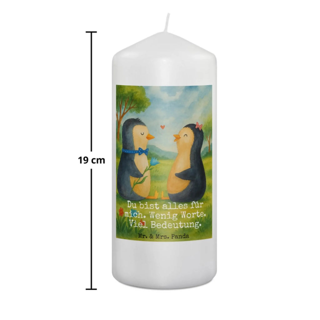 Kerze Pinguin Pärchen Design Tafelkerze, Kerze Mit Duft, Blockkerze, Glas-Kerze, Outdoor-Kerze, Dinnerkerzenpaar, Teelicht, Stumpenkerze, Votivkerze, Bio-Kerze, Handgegossene Kerze, Handgemachte Kerze, Kerze Mit Spruch, Kerze Für Advent, Kerze Für Ostern, Kerze Für Firmung, Kerze Mit Prägung, Stumpenkerzen-Set, Laternenkerze, Kerze Für Taufe, Stabkerze, Duftkerze, Sojawachskerze, Andachtskerze, Dinnerkerze, Kerze Mit Fotoeinleger, Kerze Für Weihnachten, Kerze Als Gastgeschenk, Gartenkerze, Fair-Trade-Kerze, Kerze Mit Namensgravur, Kerze Für Hochzeit, Kerze, Tischkerze, Streukerze, Grabkerze, Trauerkerze, Metall-Kerze, Kerze Für Kommunion, Grablicht, Kerze Mit Gravur, Stearin­kerze, Kerze Ohne Duft, Kerze Für Geburtstag, Kerze Mit Motiv, Gedenkkerze, Pinguin, Liebesgeschenk, Hochzeitsgeschenk, große Liebe, Liebe, Liebespaar, Traumpaar, Hochzeit, Liebesbeweis, Verlobung, Hochzeitstag, Jahrestag, Pinguine