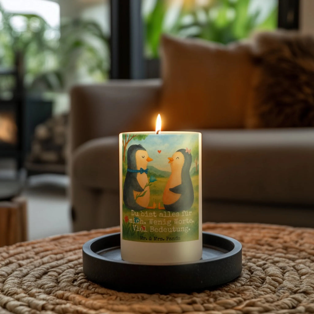 Kerze Pinguin Pärchen Design Tafelkerze, Kerze Mit Duft, Blockkerze, Glas-Kerze, Outdoor-Kerze, Dinnerkerzenpaar, Teelicht, Stumpenkerze, Votivkerze, Bio-Kerze, Handgegossene Kerze, Handgemachte Kerze, Kerze Mit Spruch, Kerze Für Advent, Kerze Für Ostern, Kerze Für Firmung, Kerze Mit Prägung, Stumpenkerzen-Set, Laternenkerze, Kerze Für Taufe, Stabkerze, Duftkerze, Sojawachskerze, Andachtskerze, Dinnerkerze, Kerze Mit Fotoeinleger, Kerze Für Weihnachten, Kerze Als Gastgeschenk, Gartenkerze, Fair-Trade-Kerze, Kerze Mit Namensgravur, Kerze Für Hochzeit, Kerze, Tischkerze, Streukerze, Grabkerze, Trauerkerze, Metall-Kerze, Kerze Für Kommunion, Grablicht, Kerze Mit Gravur, Stearin­kerze, Kerze Ohne Duft, Kerze Für Geburtstag, Kerze Mit Motiv, Gedenkkerze, Pinguin, Liebesgeschenk, Hochzeitsgeschenk, große Liebe, Liebe, Liebespaar, Traumpaar, Hochzeit, Liebesbeweis, Verlobung, Hochzeitstag, Jahrestag, Pinguine