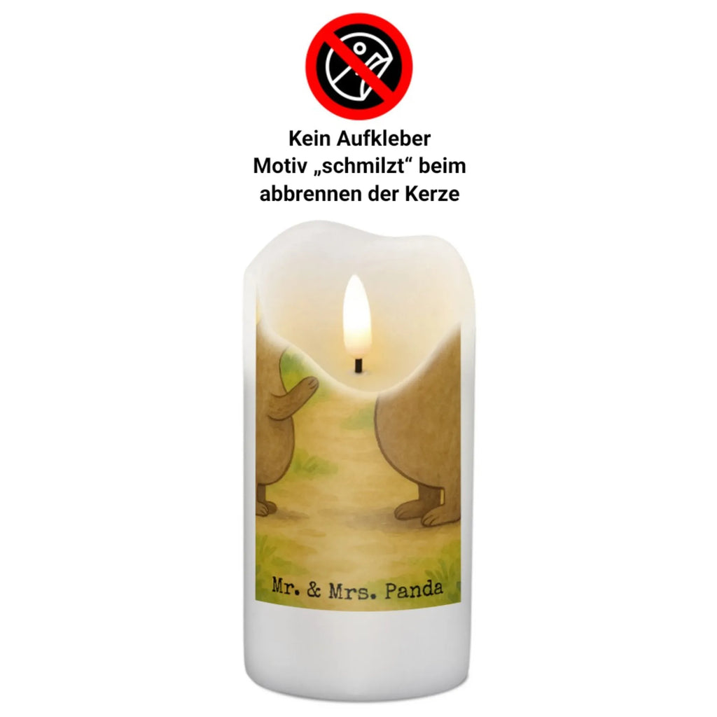 Kerze Bären mit Hut Design Kerze Für Weihnachten, Kerze Als Gastgeschenk, Sojawachskerze, Grabkerze, Kerze Mit Motiv, Stumpenkerzen-Set, Kerze Mit Gravur, Grablicht, Stearin­kerze, Tischkerze, Kerze Für Ostern, Gedenkkerze, Dinnerkerze, Kerze Ohne Duft, Fair-Trade-Kerze, Trauerkerze, Outdoor-Kerze, Stabkerze, Kerze Für Firmung, Gartenkerze, Kerze Für Kommunion, Kerze Für Hochzeit, Stumpenkerze, Tafelkerze, Handgegossene Kerze, Andachtskerze, Teelicht, Metall-Kerze, Votivkerze, Glas-Kerze, Kerze Mit Namensgravur, Laternenkerze, Kerze Mit Prägung, Kerze Für Advent, Kerze, Kerze Mit Duft, Bio-Kerze, Streukerze, Kerze Mit Fotoeinleger, Kerze Mit Spruch, Kerze Für Geburtstag, Handgemachte Kerze, Kerze Für Taufe, Duftkerze, Dinnerkerzenpaar, Blockkerze, Familie, Vatertag, Muttertag, Bruder, Schwester, Mama, Papa, Oma, Opa, Dad, Vater, Sohn, Kind, Vorbild, Family, Bär, Kinder, Lieblingsmensch, Söhne, Daddy, Vater-Sohn, Bären, Papi, Paps